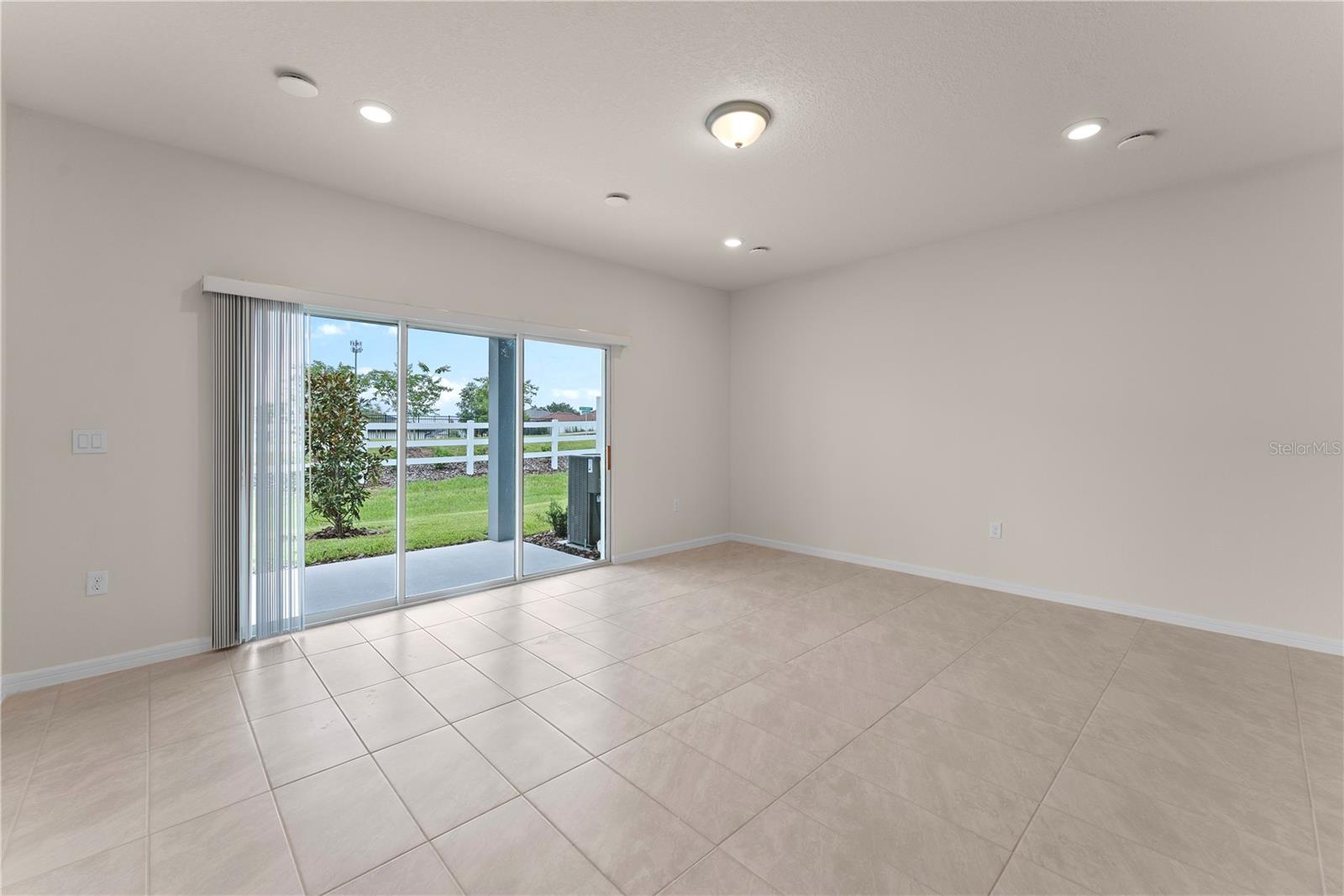 2907 STUNNING AVE, DAVENPORT, FL, 33896