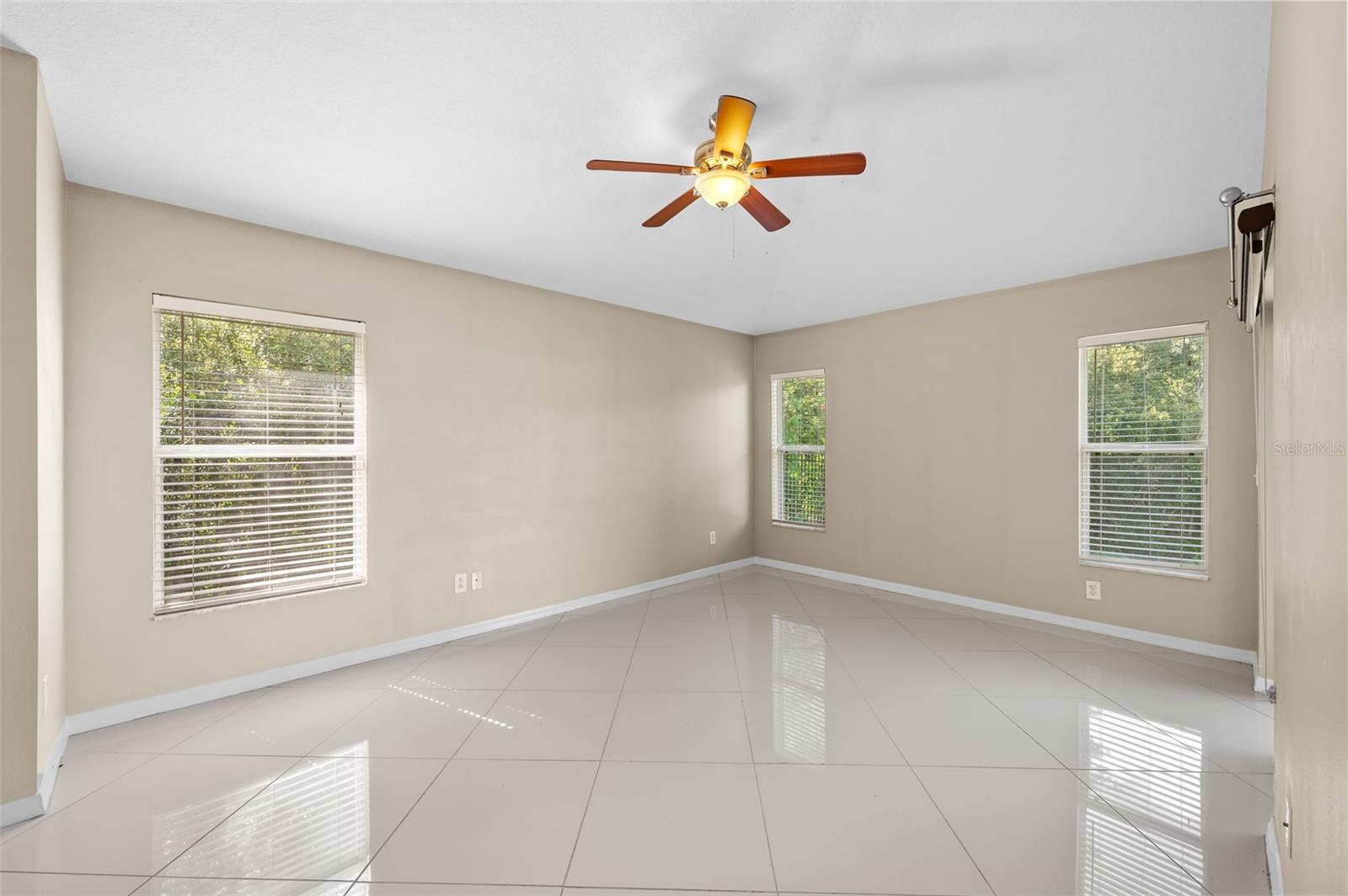 4153 WATERVILLE AVE, WESLEY CHAPEL, FL, 33543