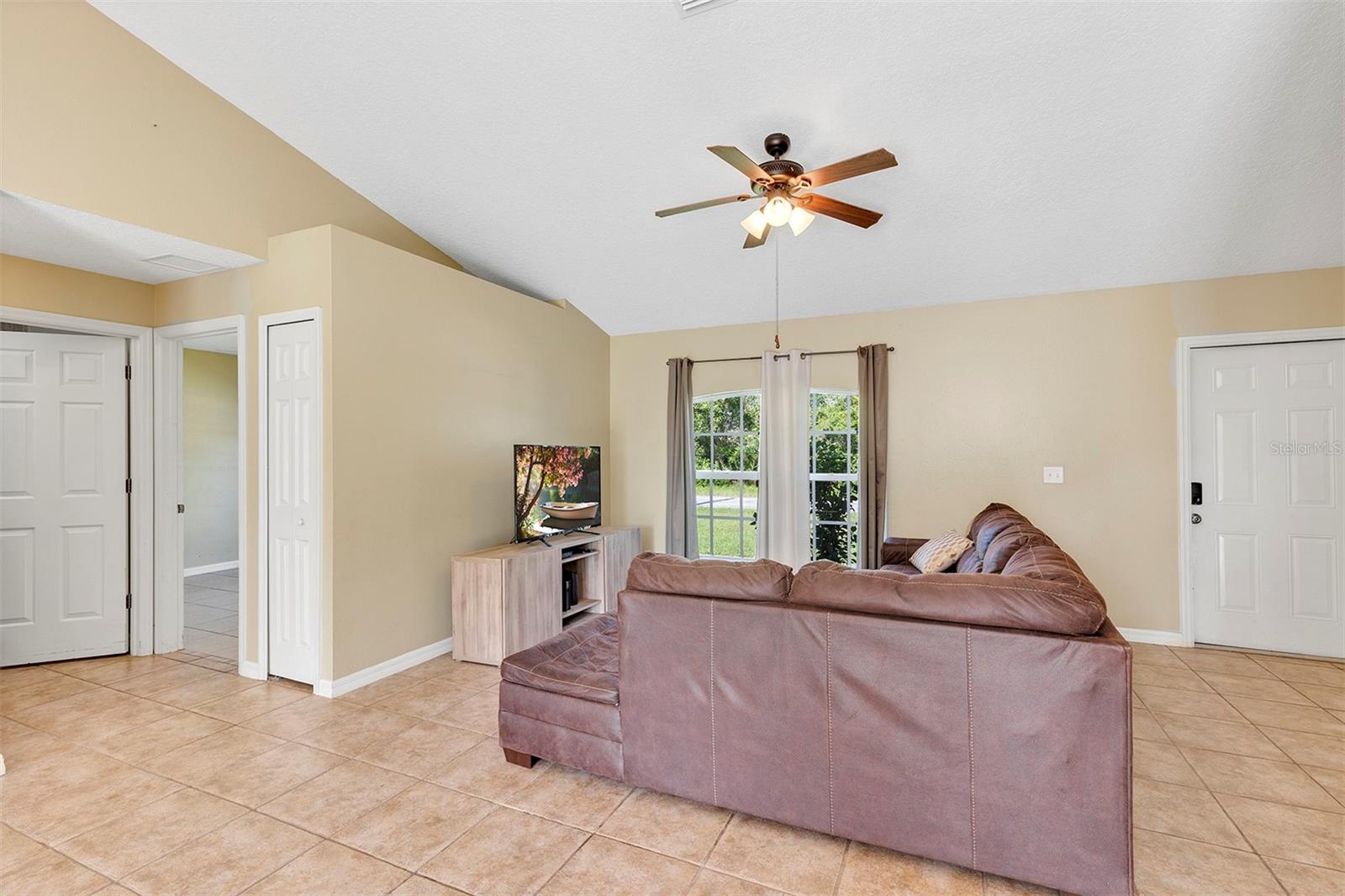 1025 8TH AVE, DELAND, FL, 32724