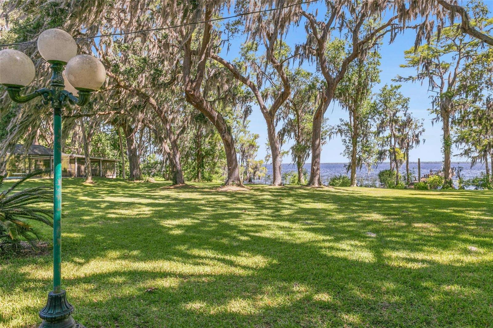 105 UNION AVE, CRESCENT CITY, FL, 32112
