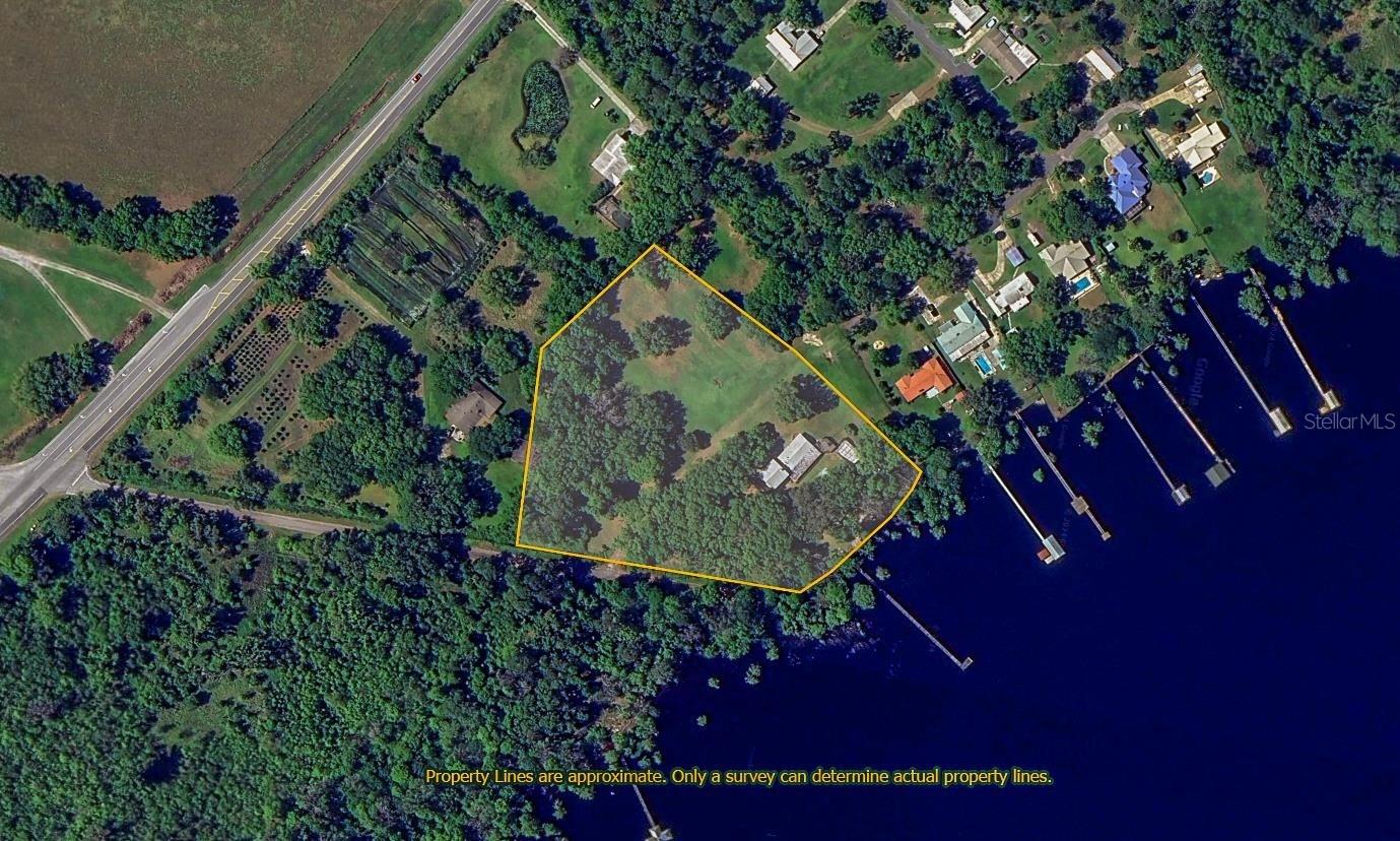 105 UNION AVE, CRESCENT CITY, FL, 32112