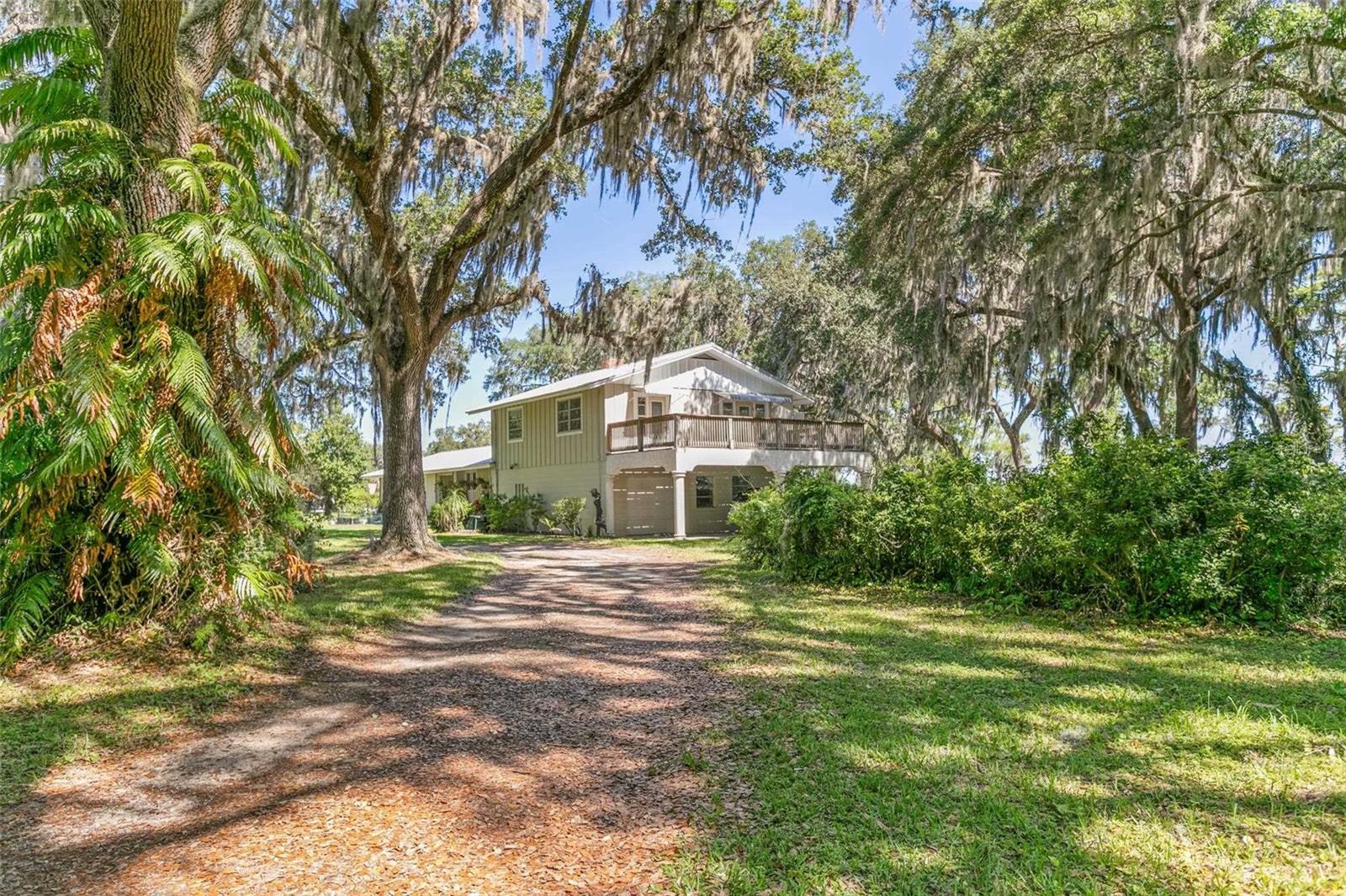 105 UNION AVE, CRESCENT CITY, FL, 32112