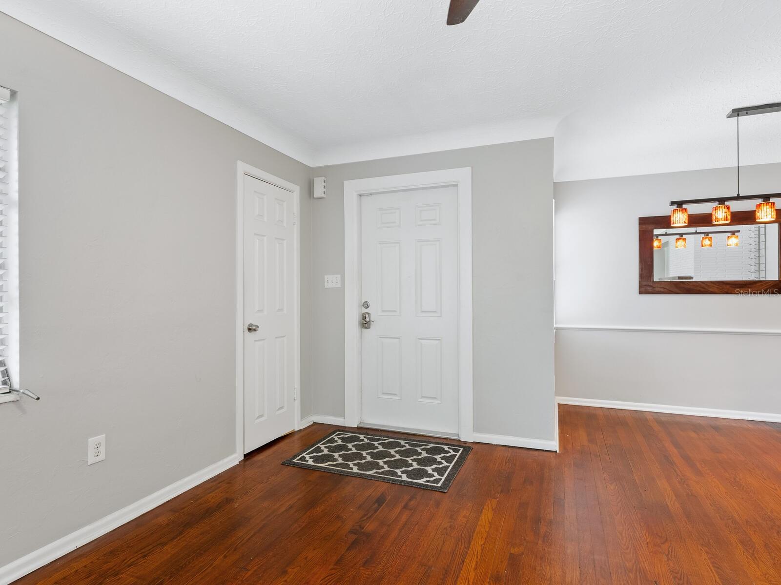 2717 GROVE PL, SARASOTA, FL, 34239