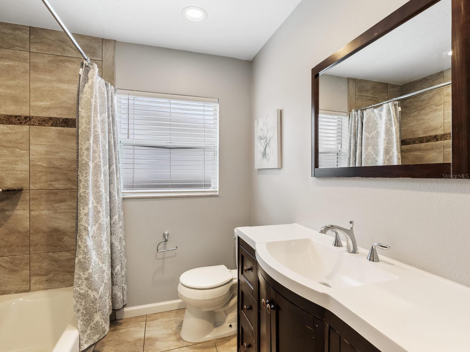 2717 GROVE PL, SARASOTA, FL, 34239