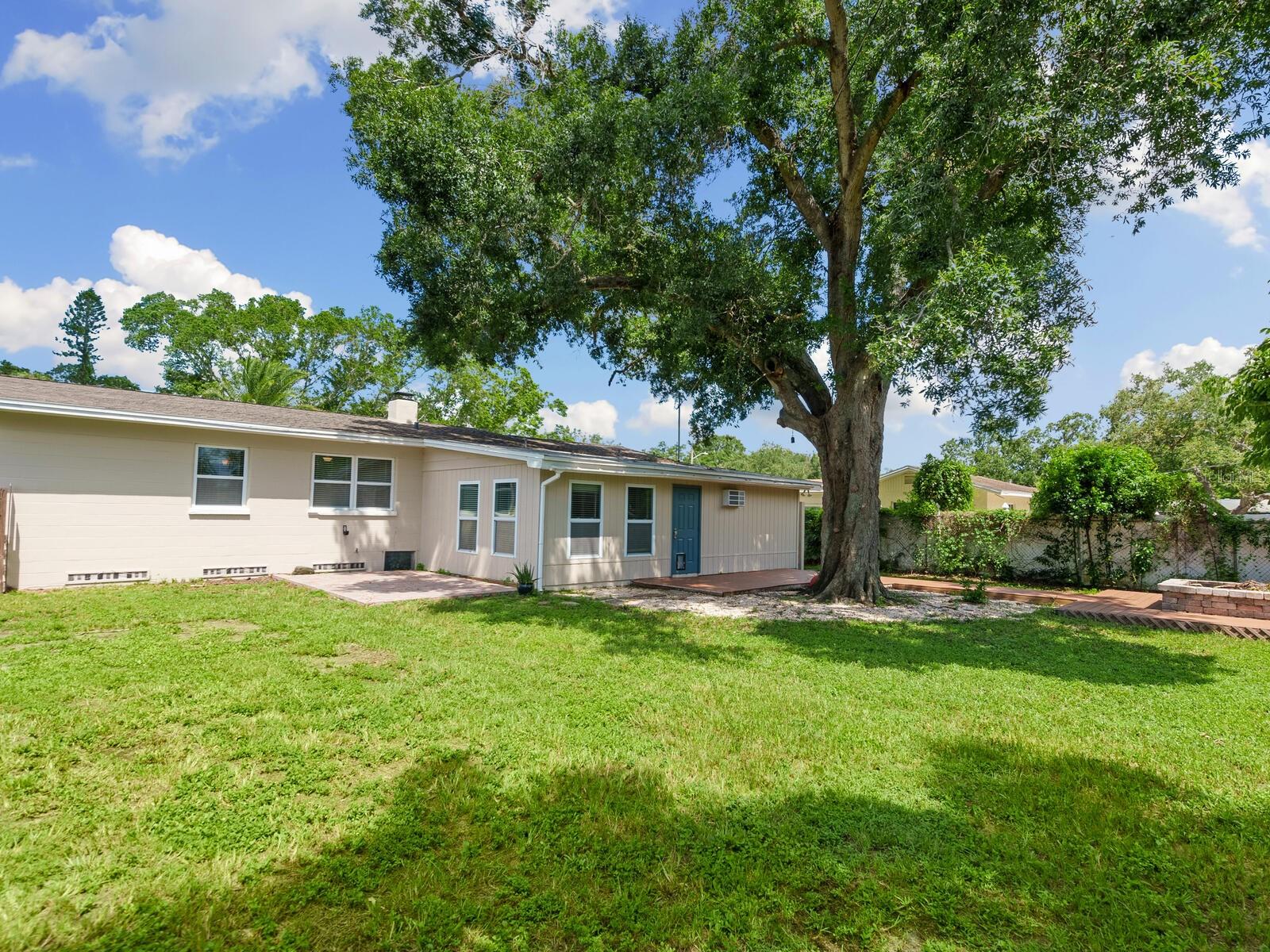 2717 GROVE PL, SARASOTA, FL, 34239