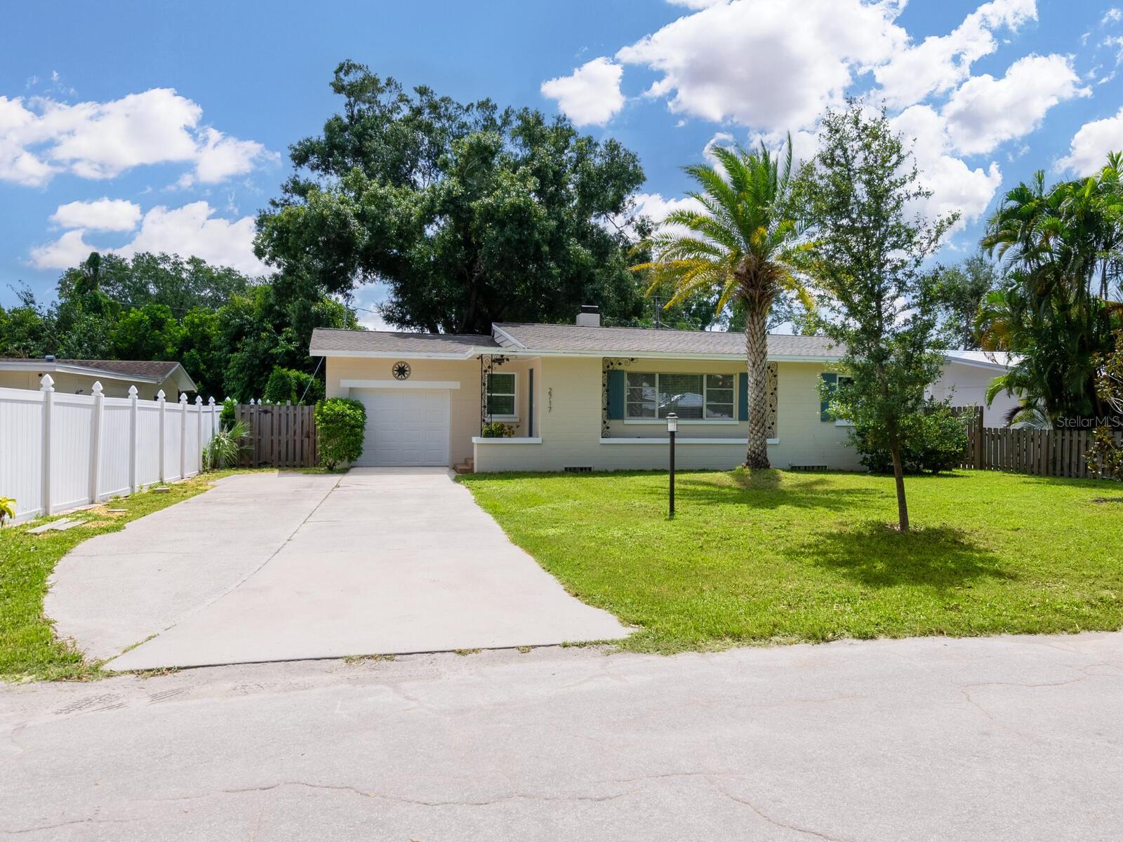 2717 GROVE PL, SARASOTA, FL, 34239