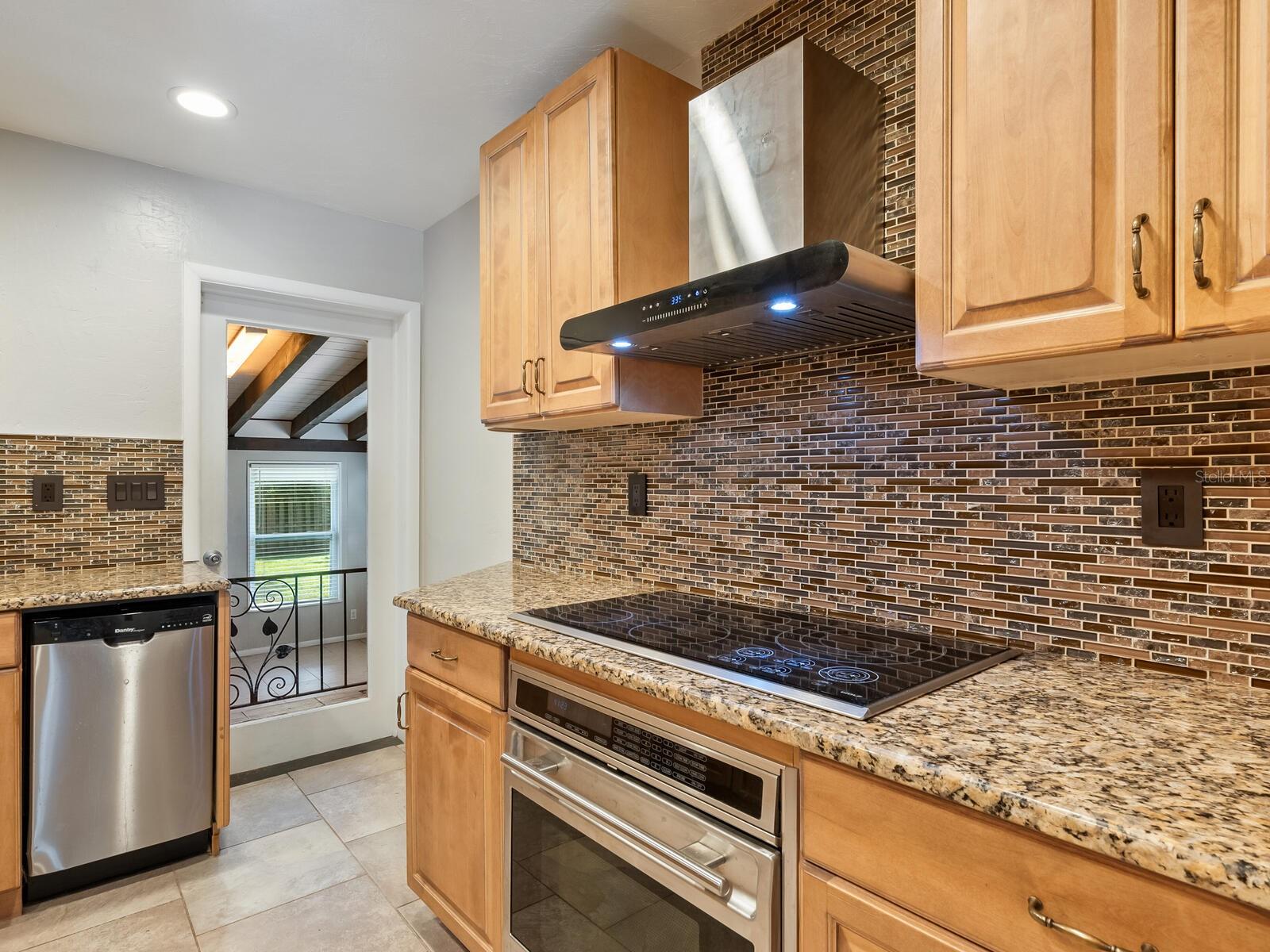 2717 GROVE PL, SARASOTA, FL, 34239