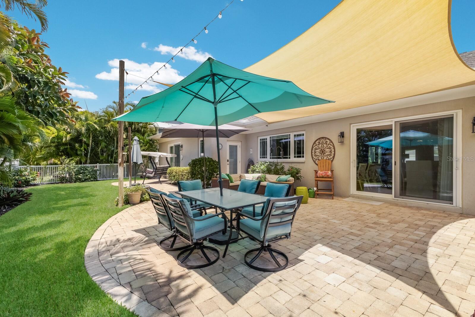 111 49TH ST, HOLMES BEACH, FL, 34217