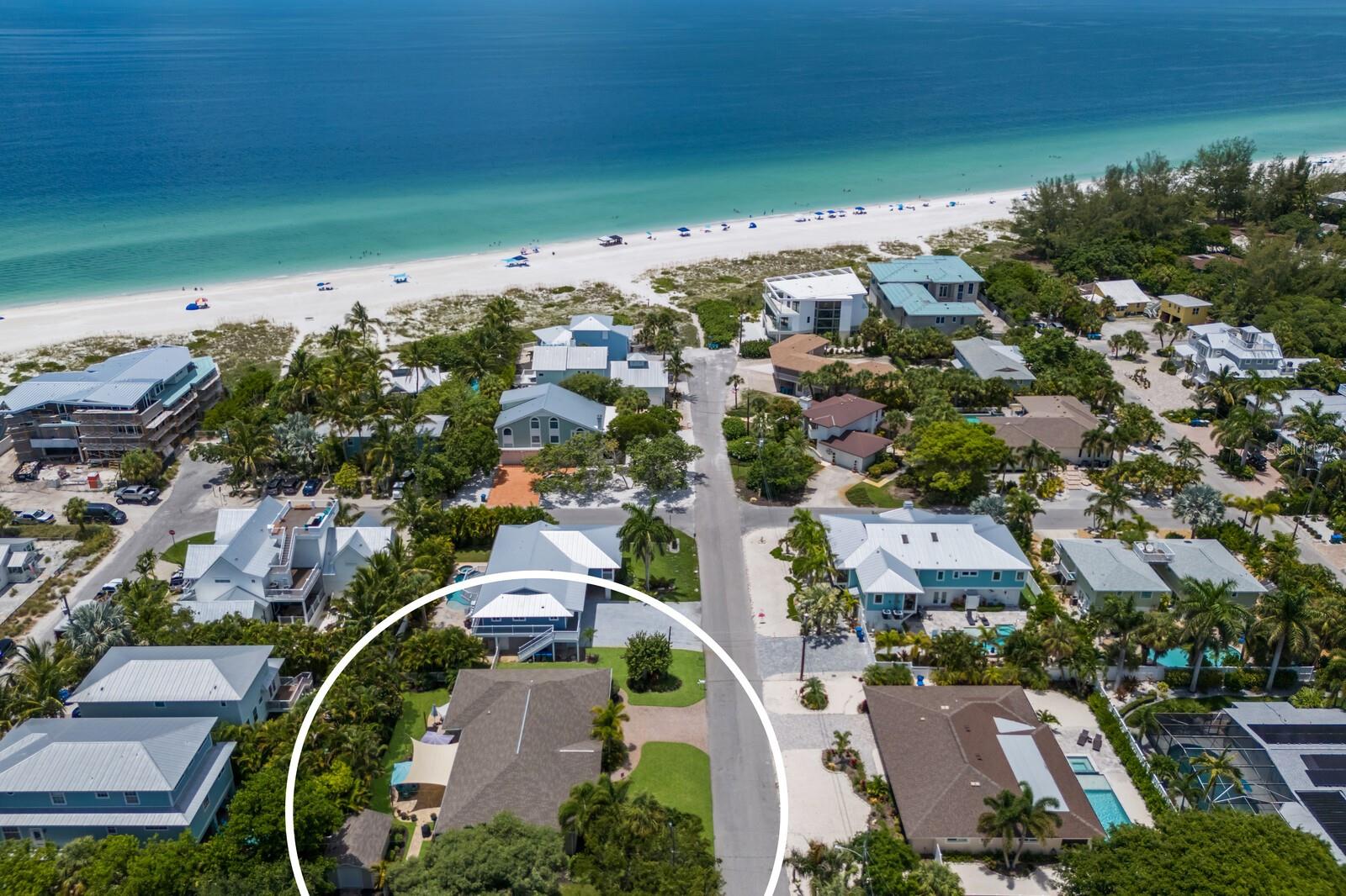 111 49TH ST, HOLMES BEACH, FL, 34217