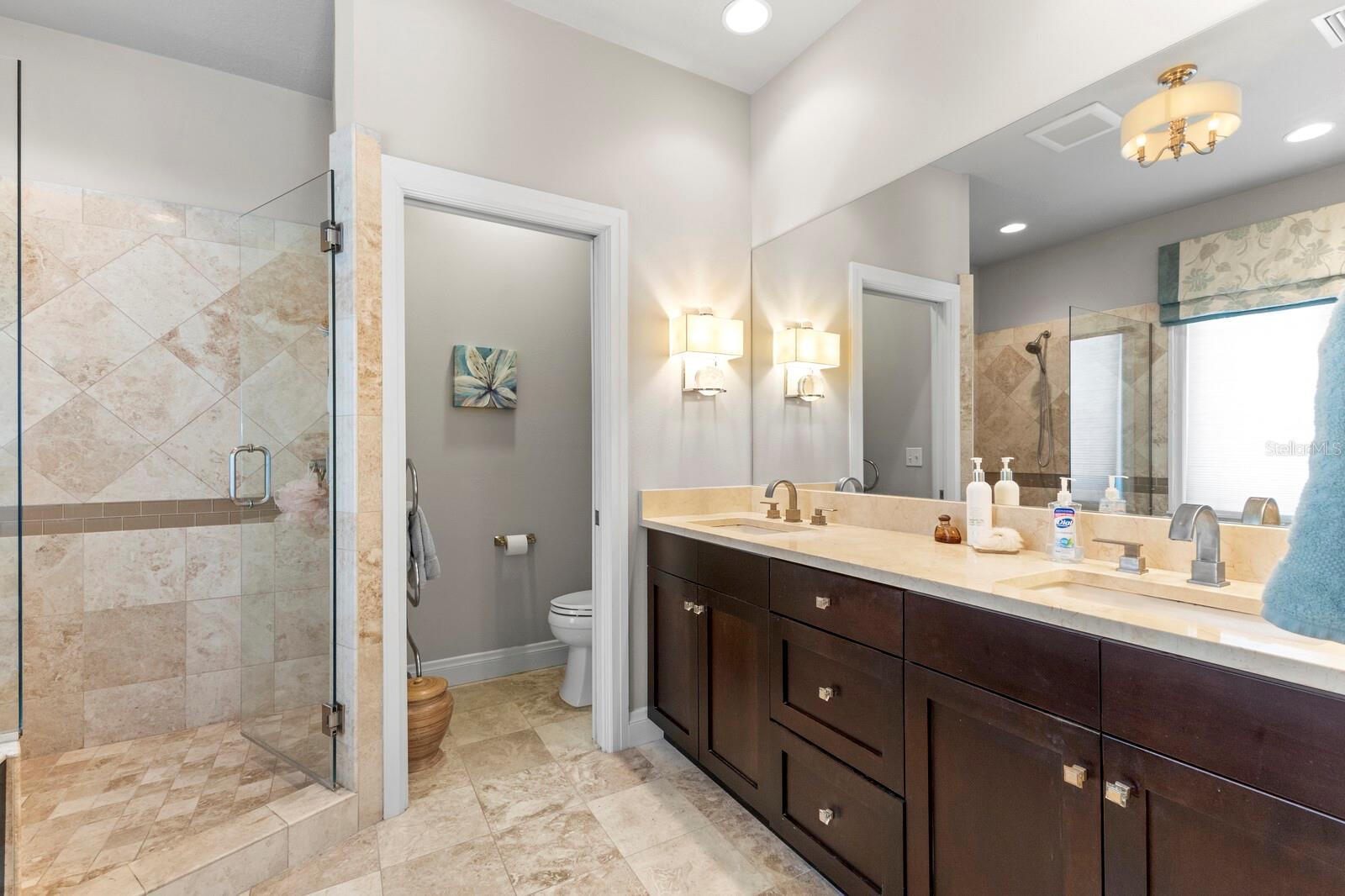 111 49TH ST, HOLMES BEACH, FL, 34217