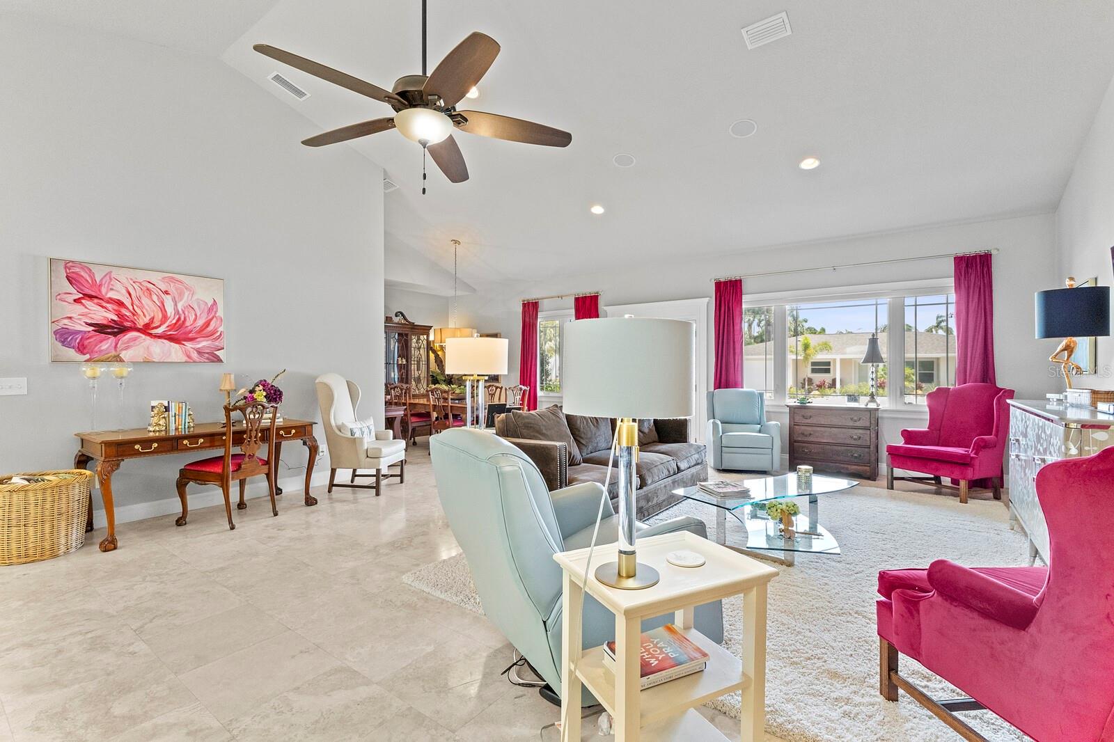 111 49TH ST, HOLMES BEACH, FL, 34217