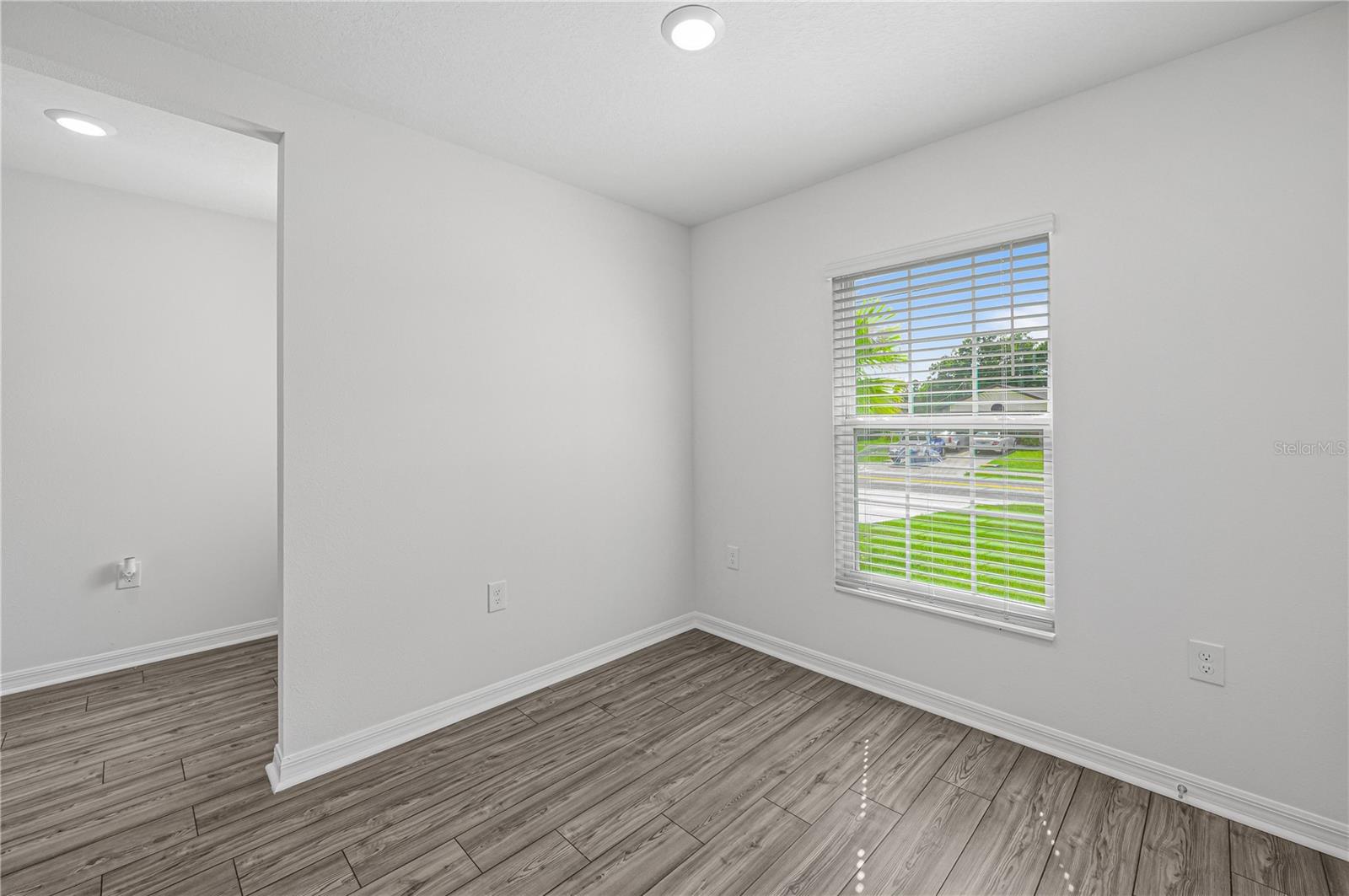 1 ZINNIA LN E, POINCIANA, FL, 34759