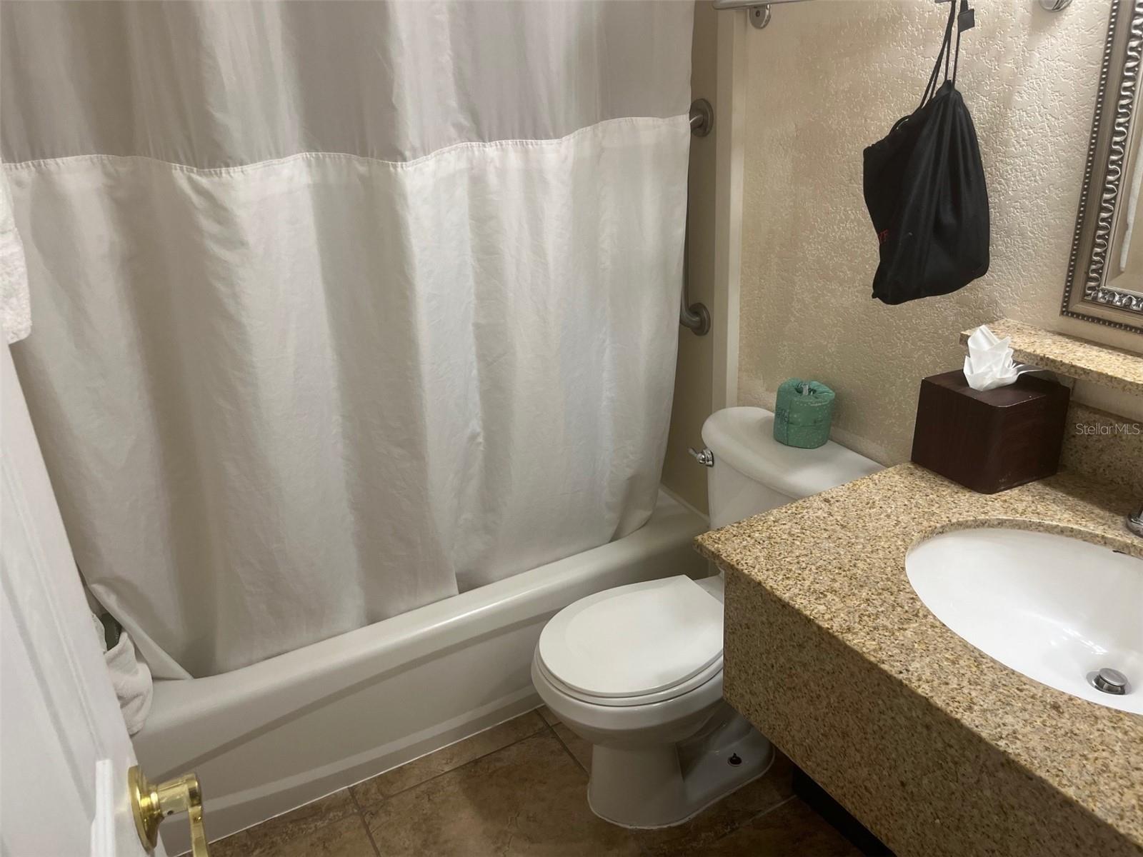 2506 N ROCKY POINT DR #429, TAMPA, FL, 33607