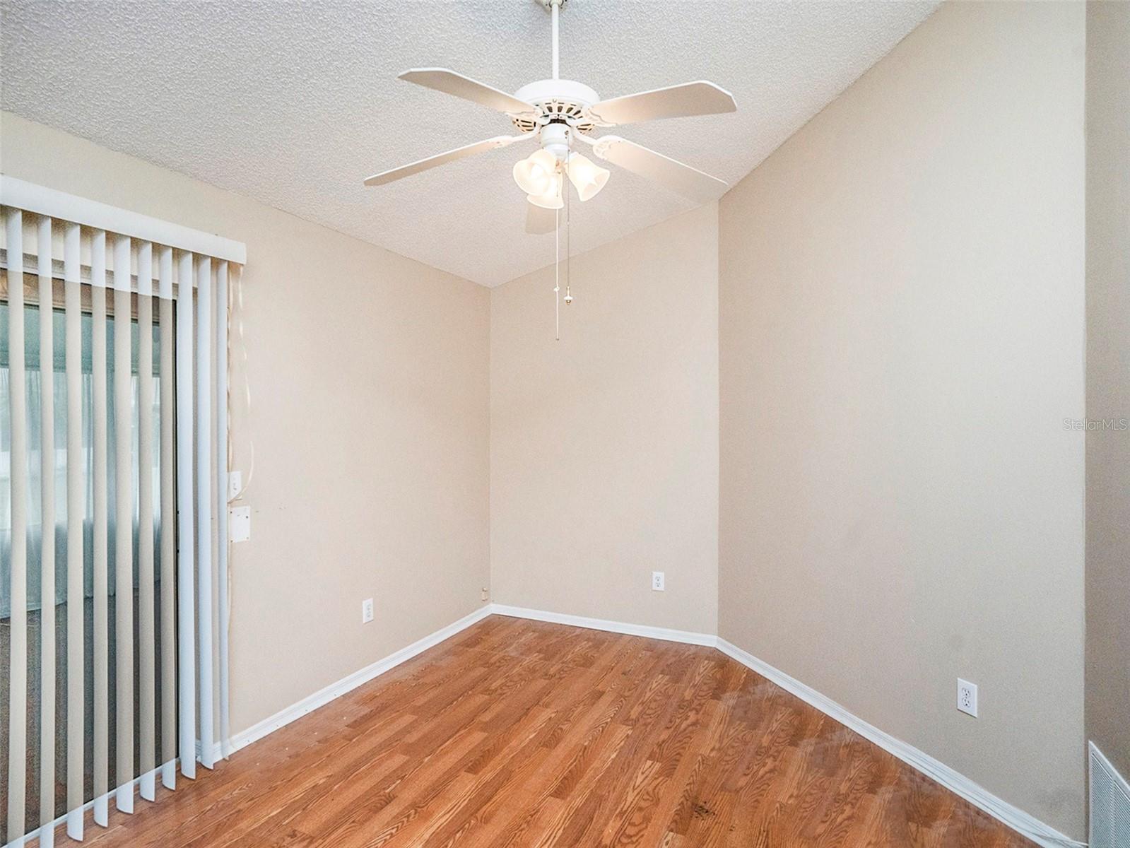 302 CALOOSA PALMS CT, SUN CITY CENTER, FL, 33573