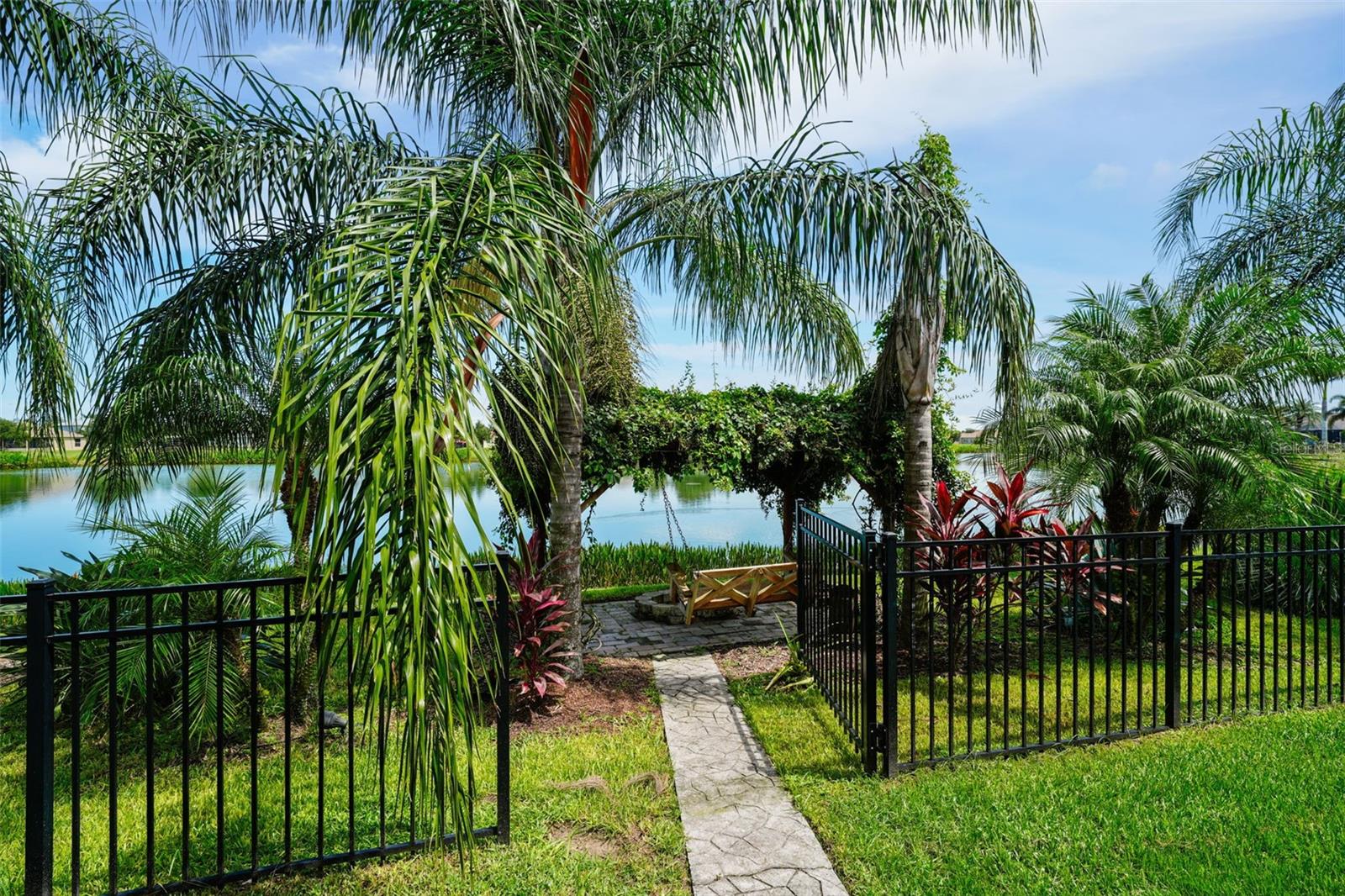 331 STAR SHELL DR, APOLLO BEACH, FL, 33572