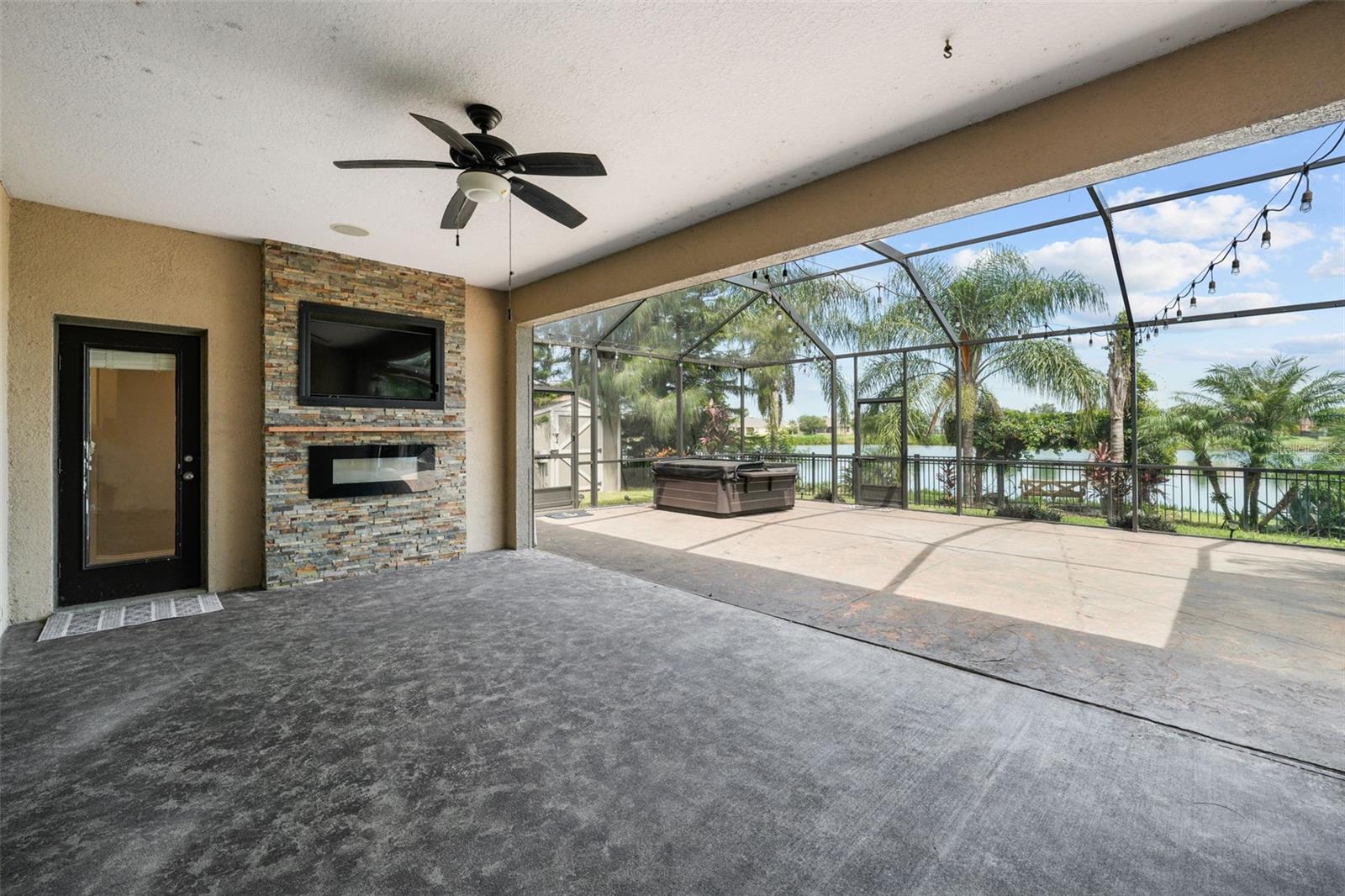 331 STAR SHELL DR, APOLLO BEACH, FL, 33572