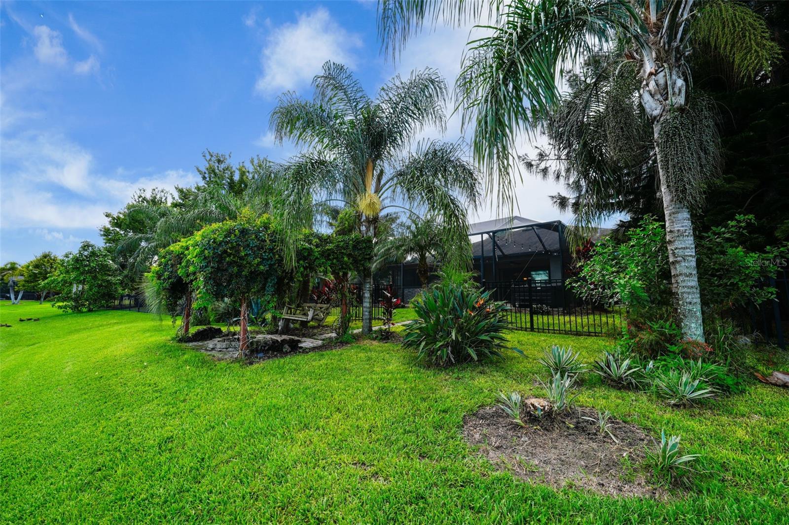 331 STAR SHELL DR, APOLLO BEACH, FL, 33572