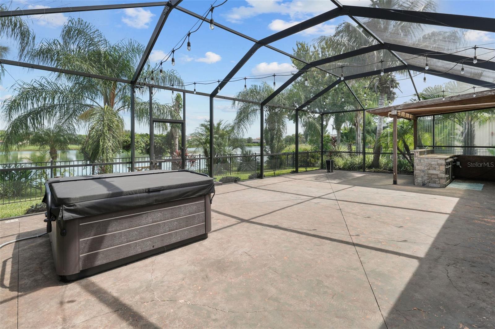 331 STAR SHELL DR, APOLLO BEACH, FL, 33572