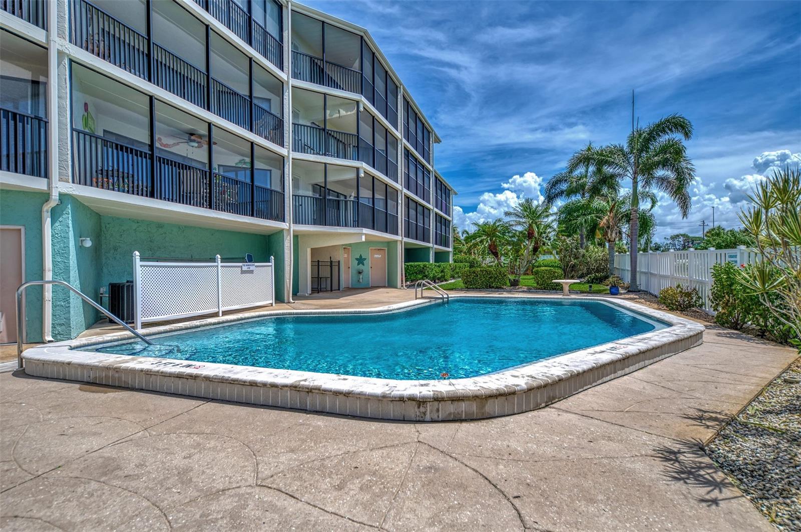 53 W BAY HEIGHTS RD #205, ENGLEWOOD, FL, 34223
