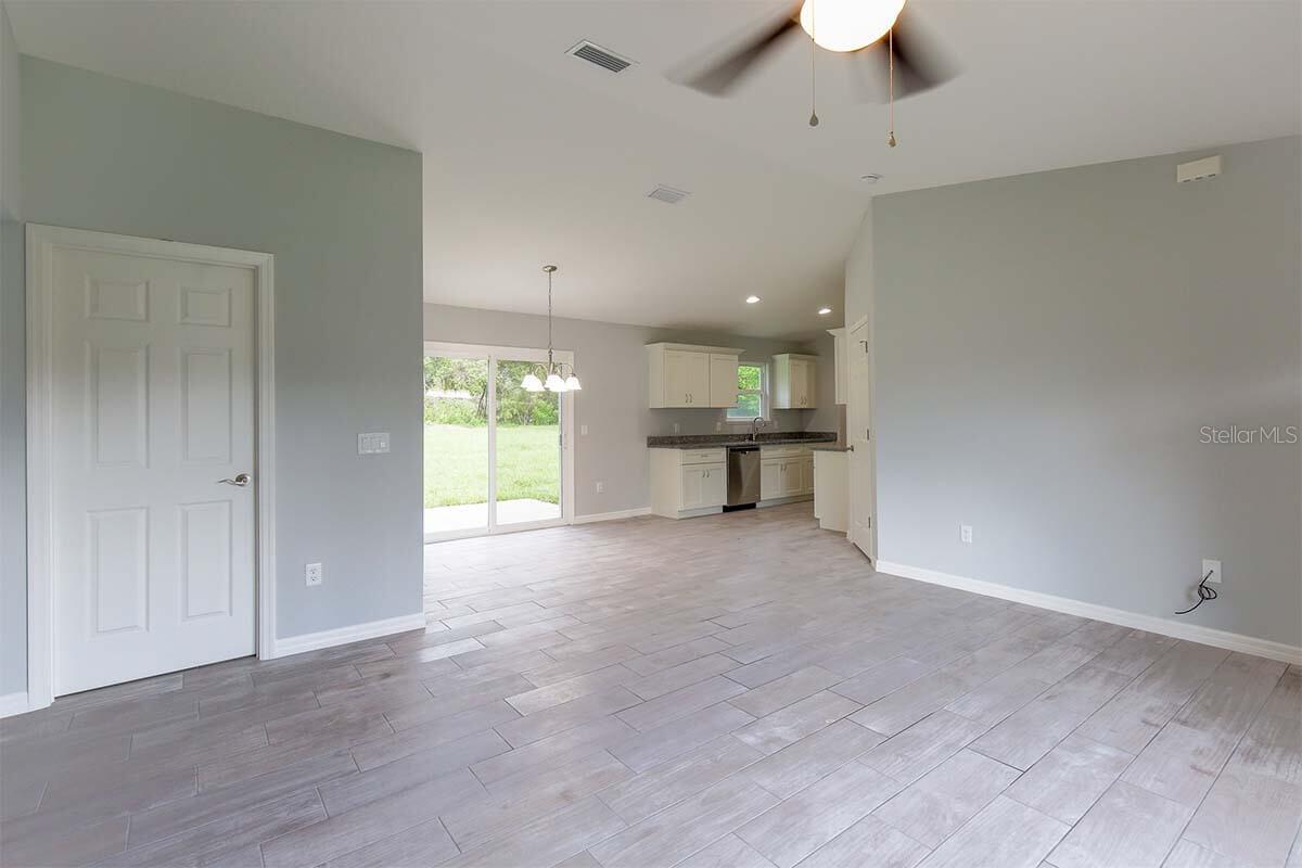 353 FISHER WAY, OCKLAWAHA, FL, 32179