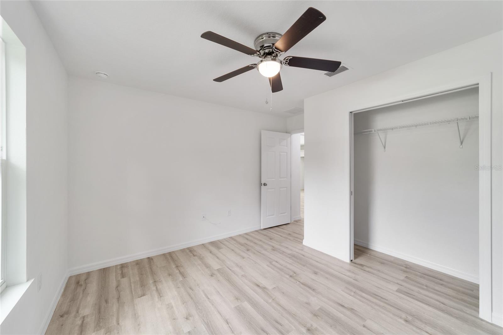 25 FISHER TRCE, OCKLAWAHA, FL, 32179