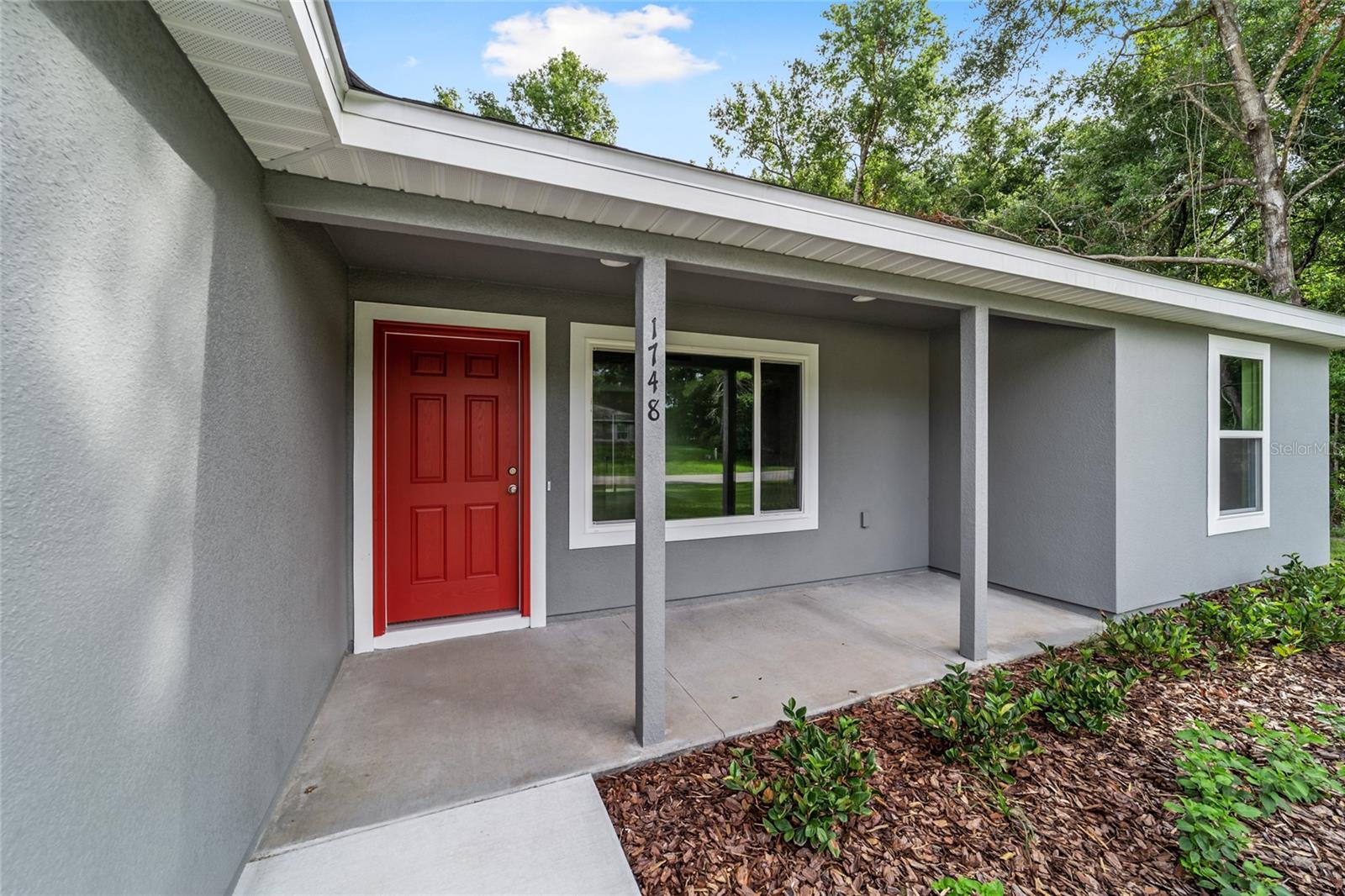 25 FISHER TRCE, OCKLAWAHA, FL, 32179
