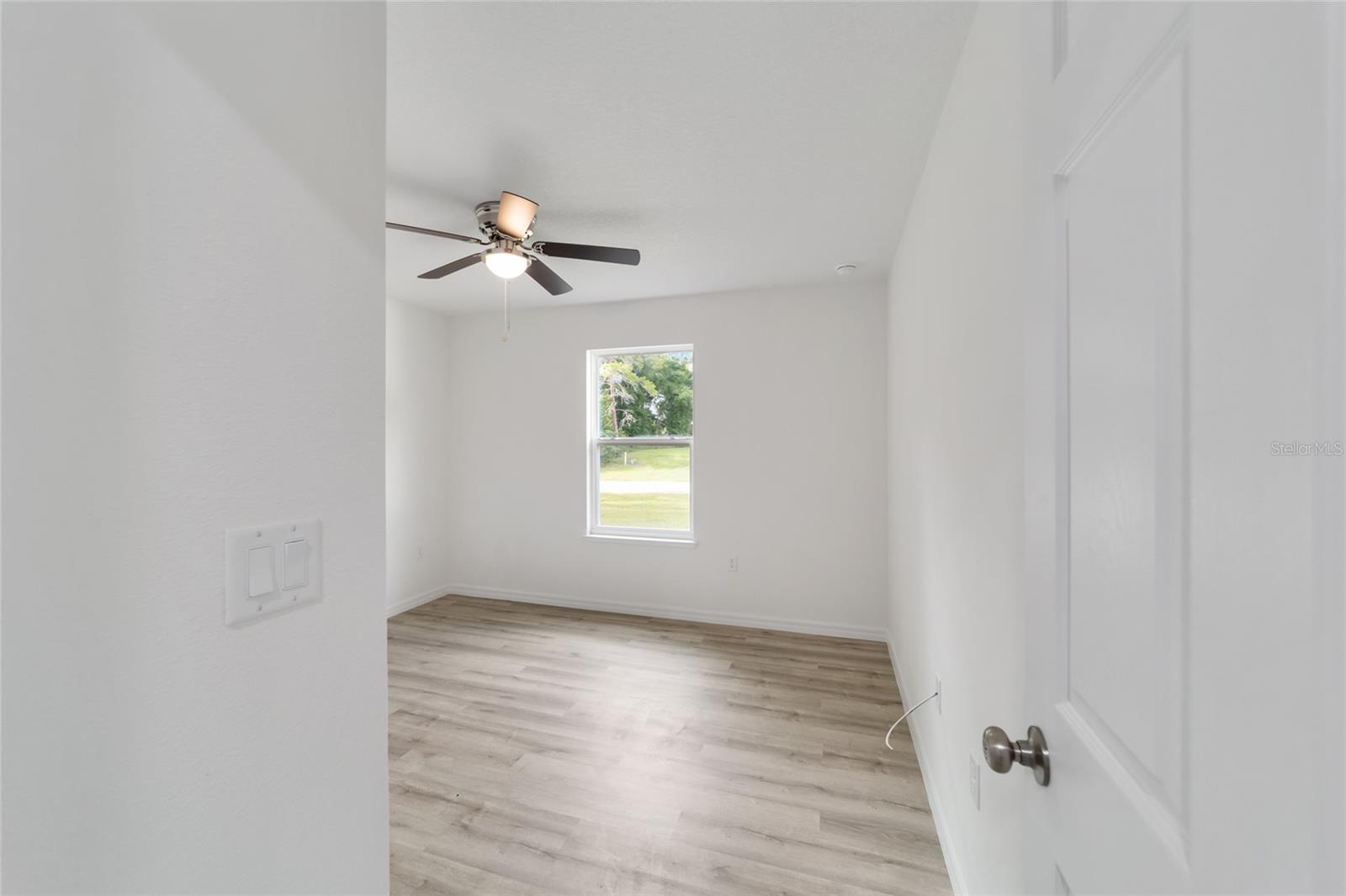 25 FISHER TRCE, OCKLAWAHA, FL, 32179