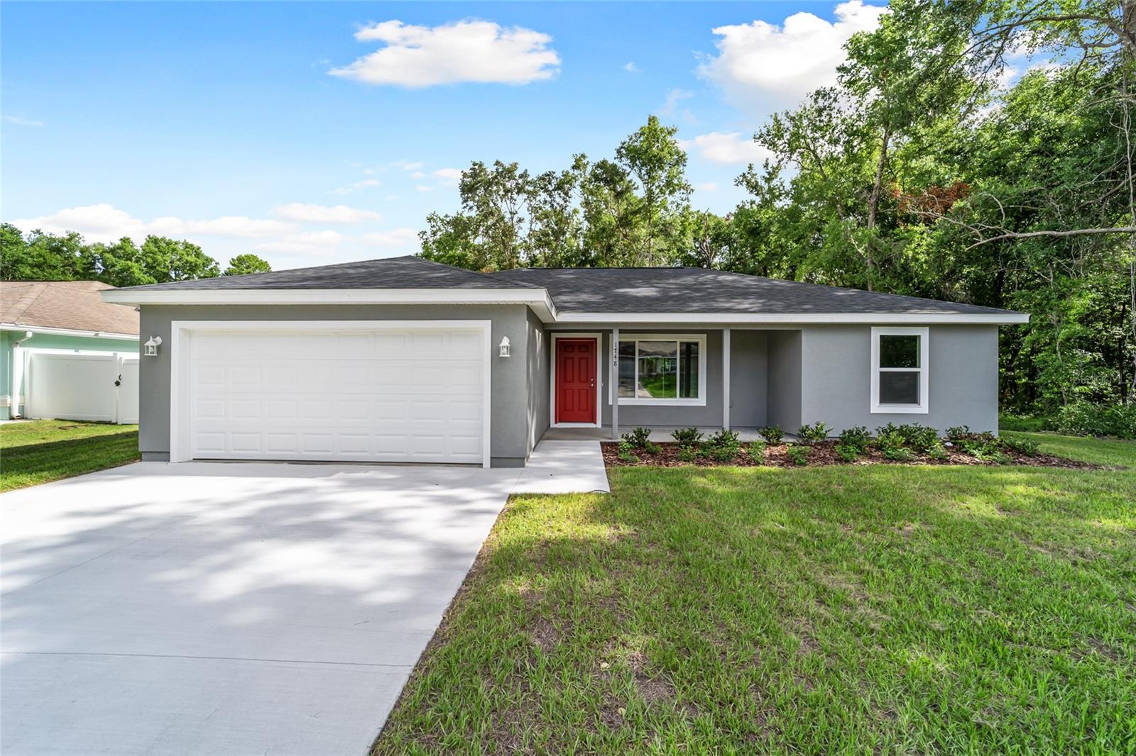 25 FISHER TRCE, OCKLAWAHA, FL, 32179
