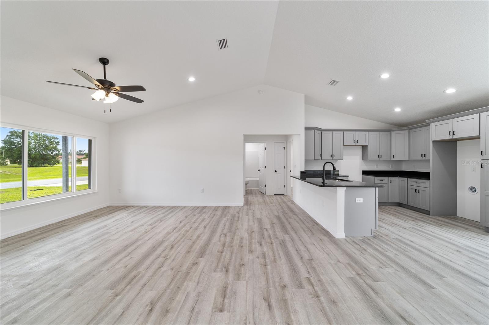 43 SEQUOIA TRL, OCKLAWAHA, FL, 32179