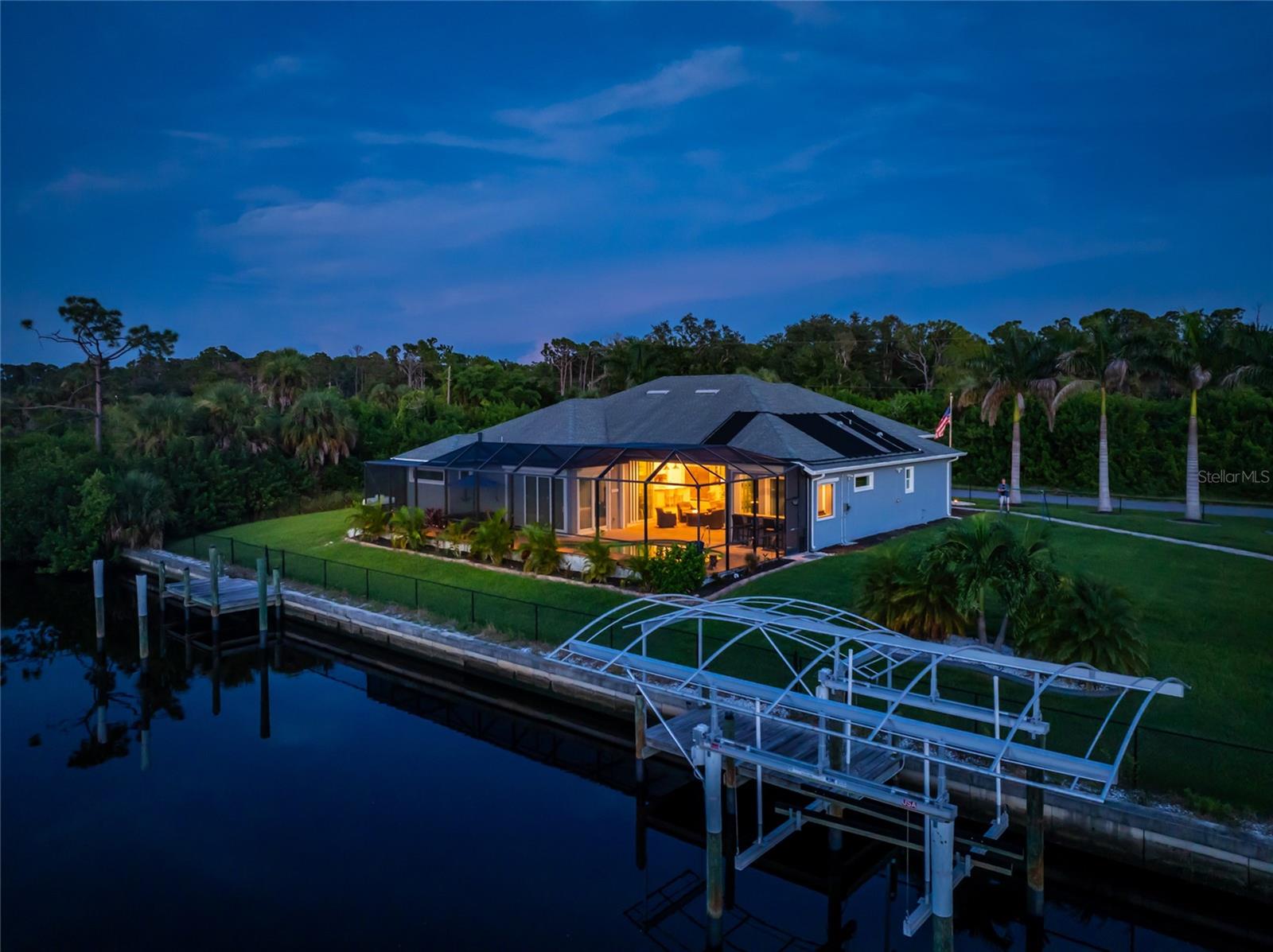 1025 CHESHIRE ST, PORT CHARLOTTE, FL, 33953