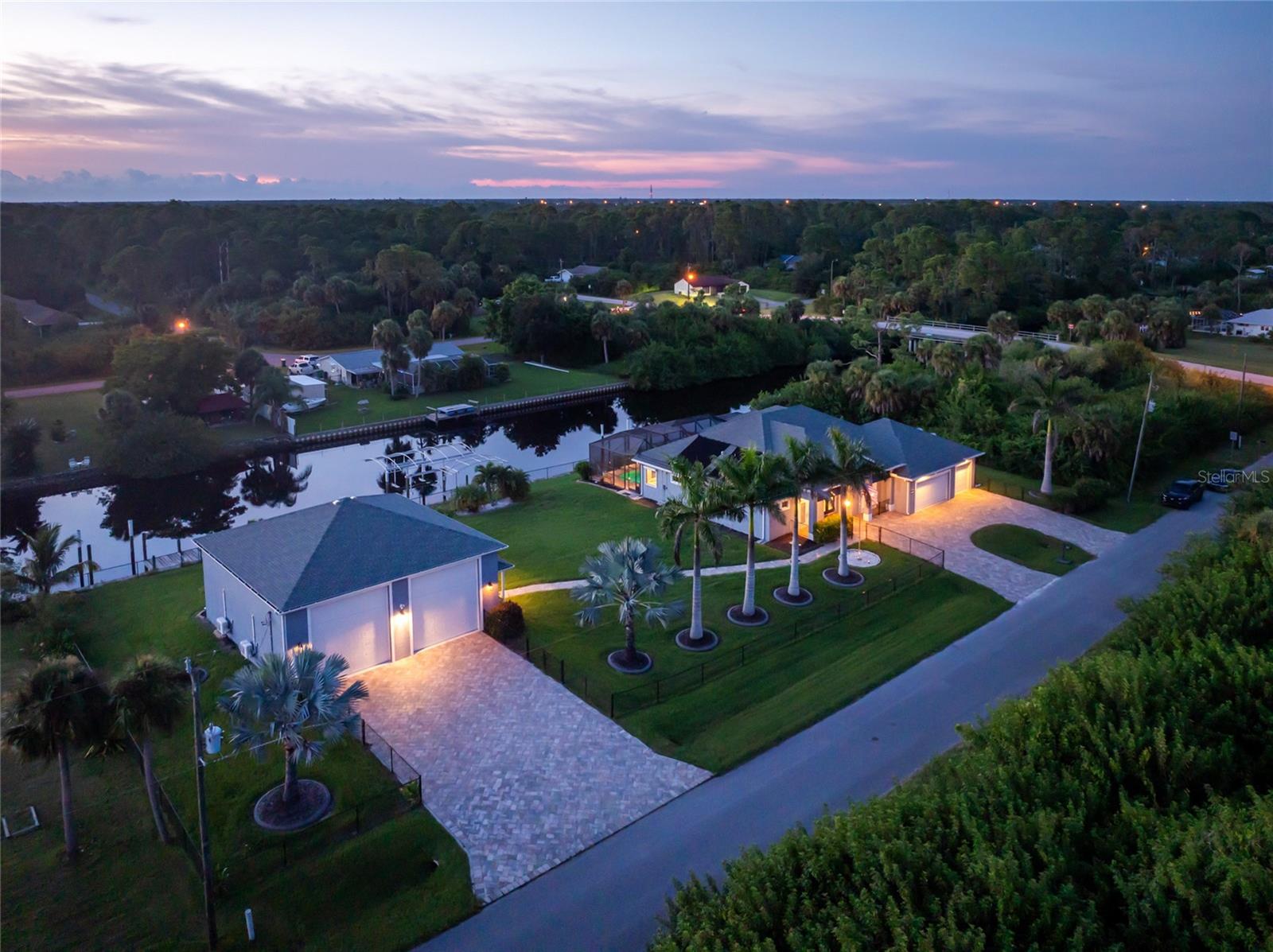 1025 CHESHIRE ST, PORT CHARLOTTE, FL, 33953