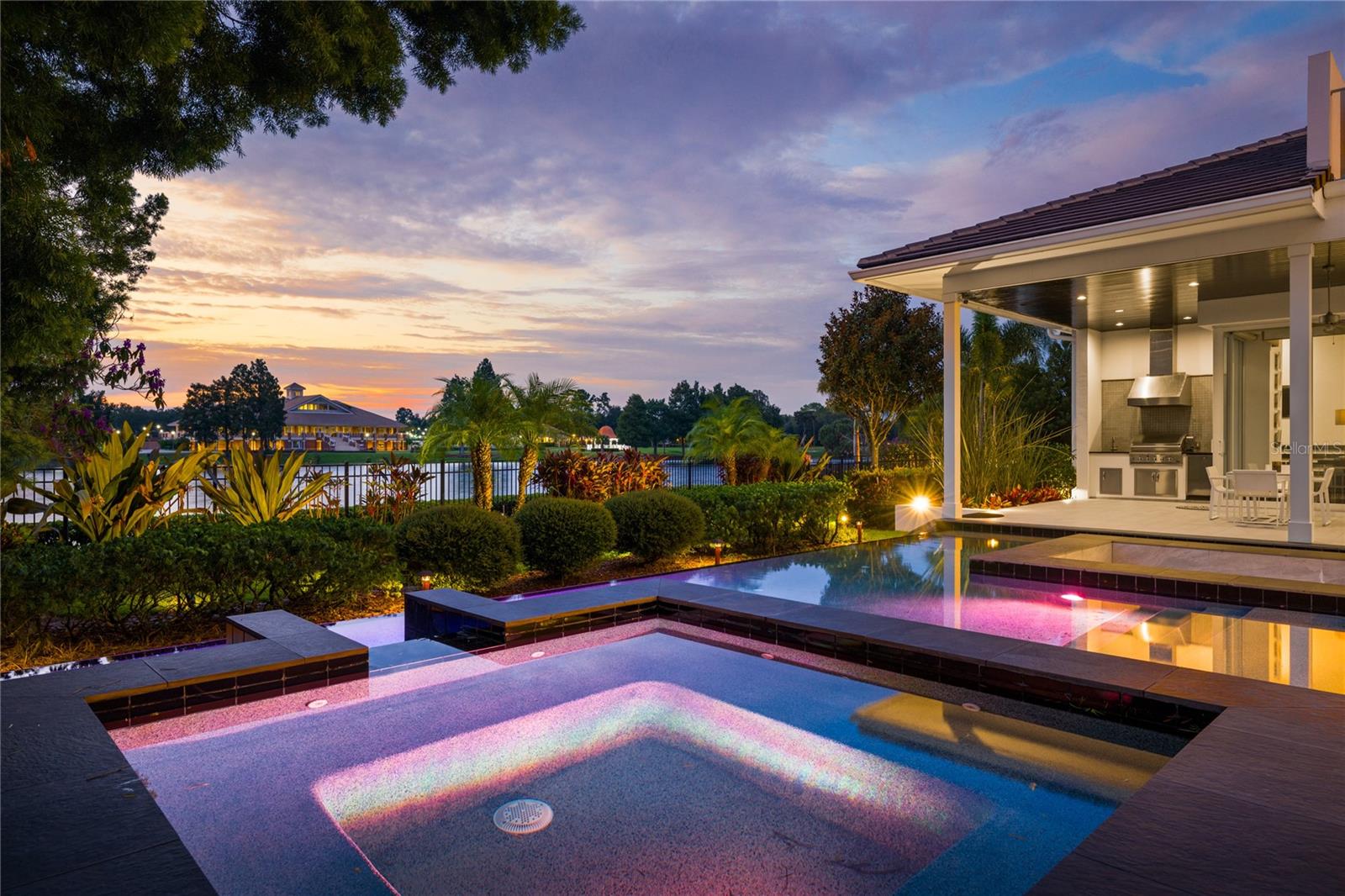 9721 CARILLON PARK DR, WINDERMERE, FL, 34786