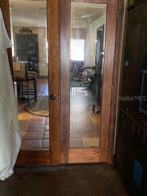 709 N DISSTON, TAVARES, FL, 32778