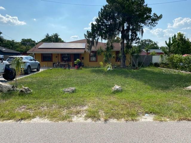 709 N DISSTON, TAVARES, FL, 32778