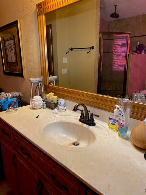 709 N DISSTON, TAVARES, FL, 32778