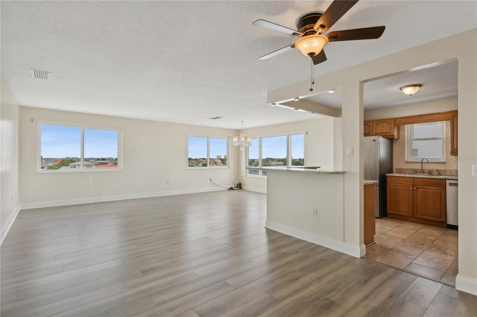 6075 SHORE BLVD S #501, GULFPORT, FL, 33707