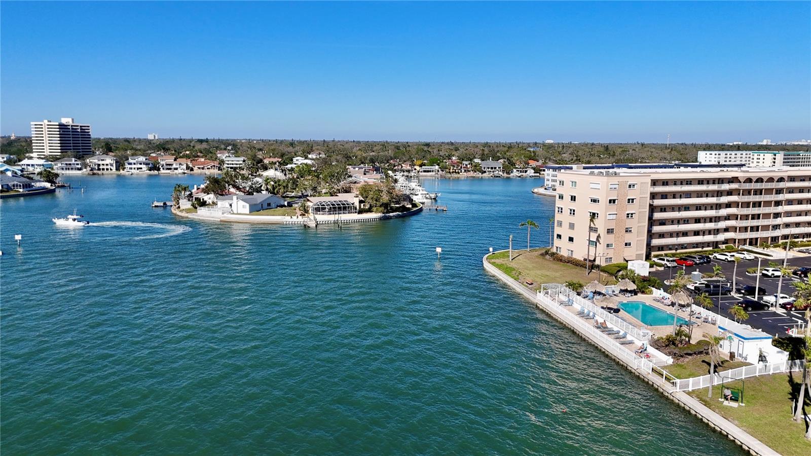 6075 SHORE BLVD S #501, GULFPORT, FL, 33707