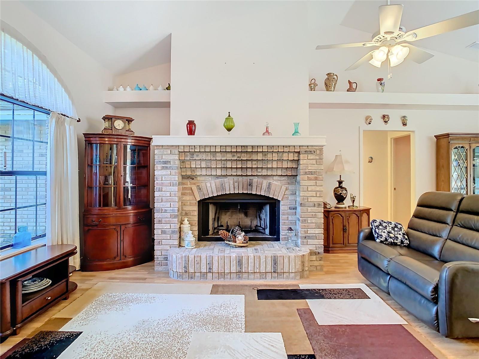 190 WHITE DOVE AVE, ORANGE CITY, FL, 32763