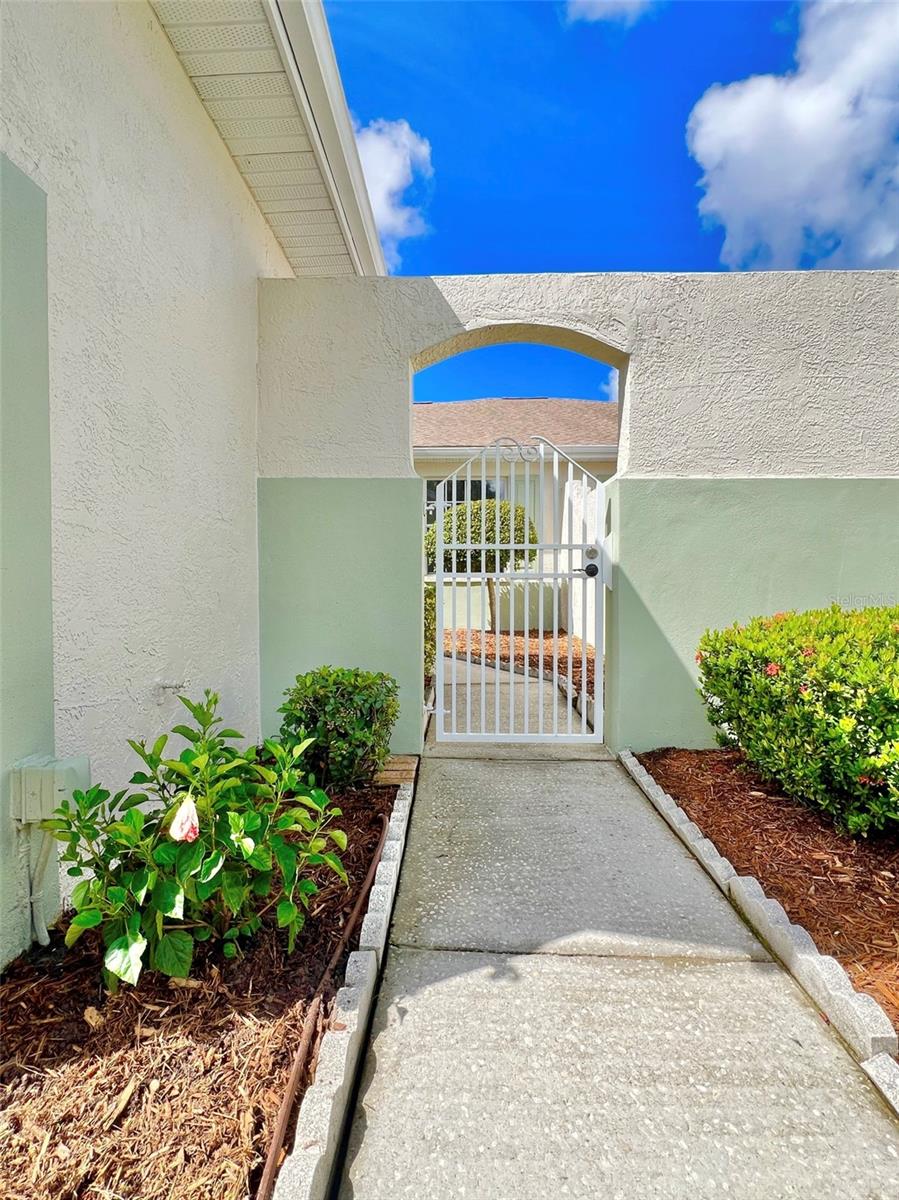 761 TREMONT GREENS LN #61, SUN CITY CENTER, FL, 33573