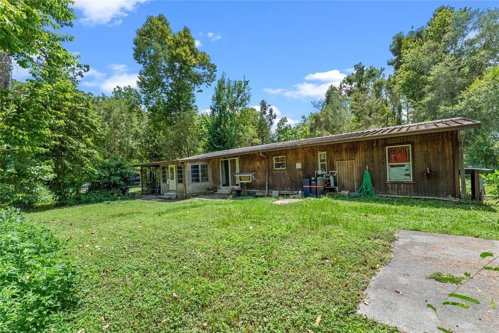 1099 BEE LN, GENEVA, FL, 32732