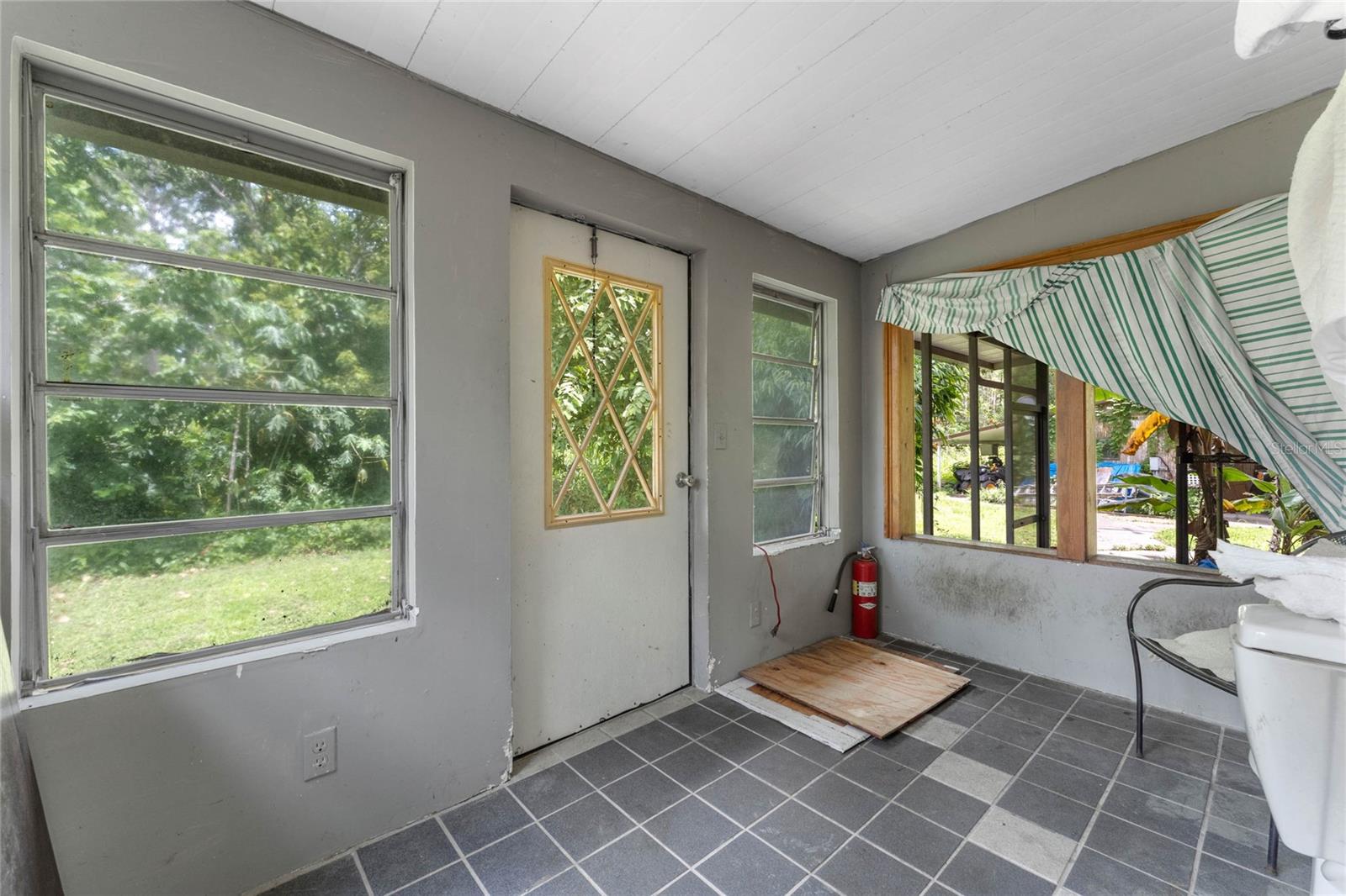 1099 BEE LN, GENEVA, FL, 32732