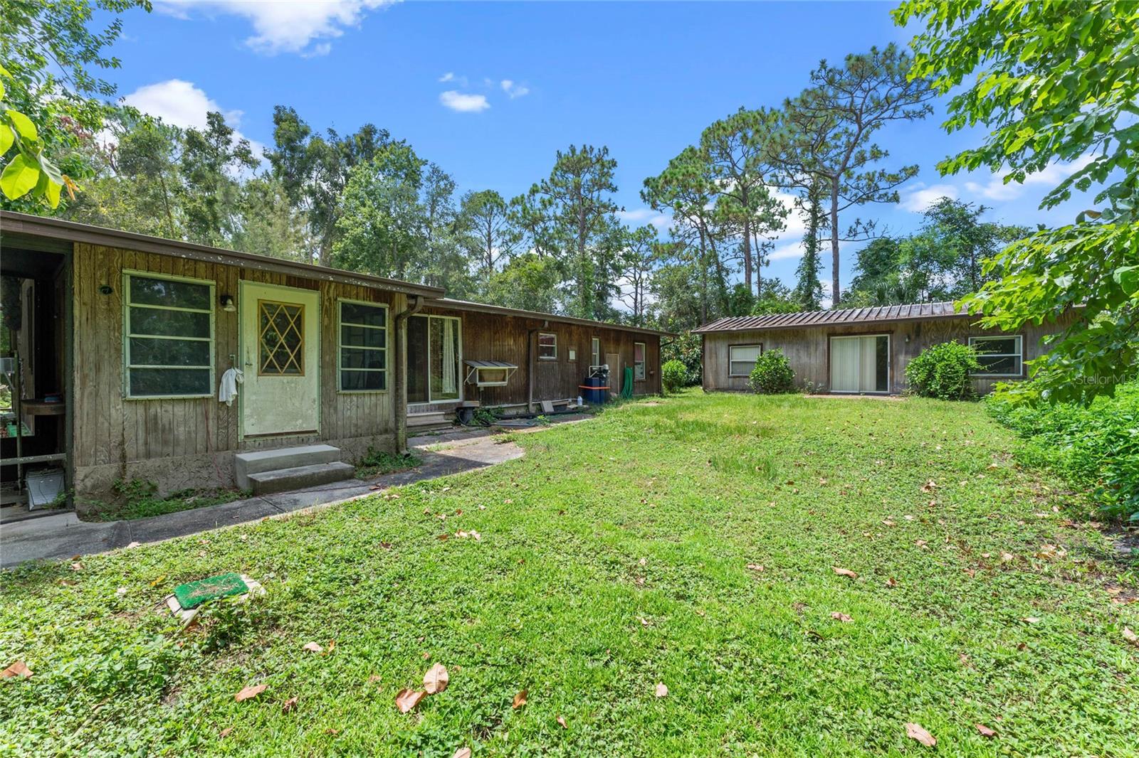 1099 BEE LN, GENEVA, FL, 32732