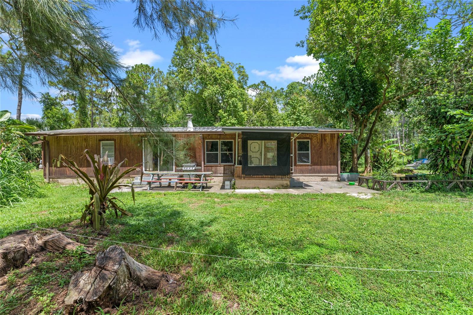 1099 BEE LN, GENEVA, FL, 32732