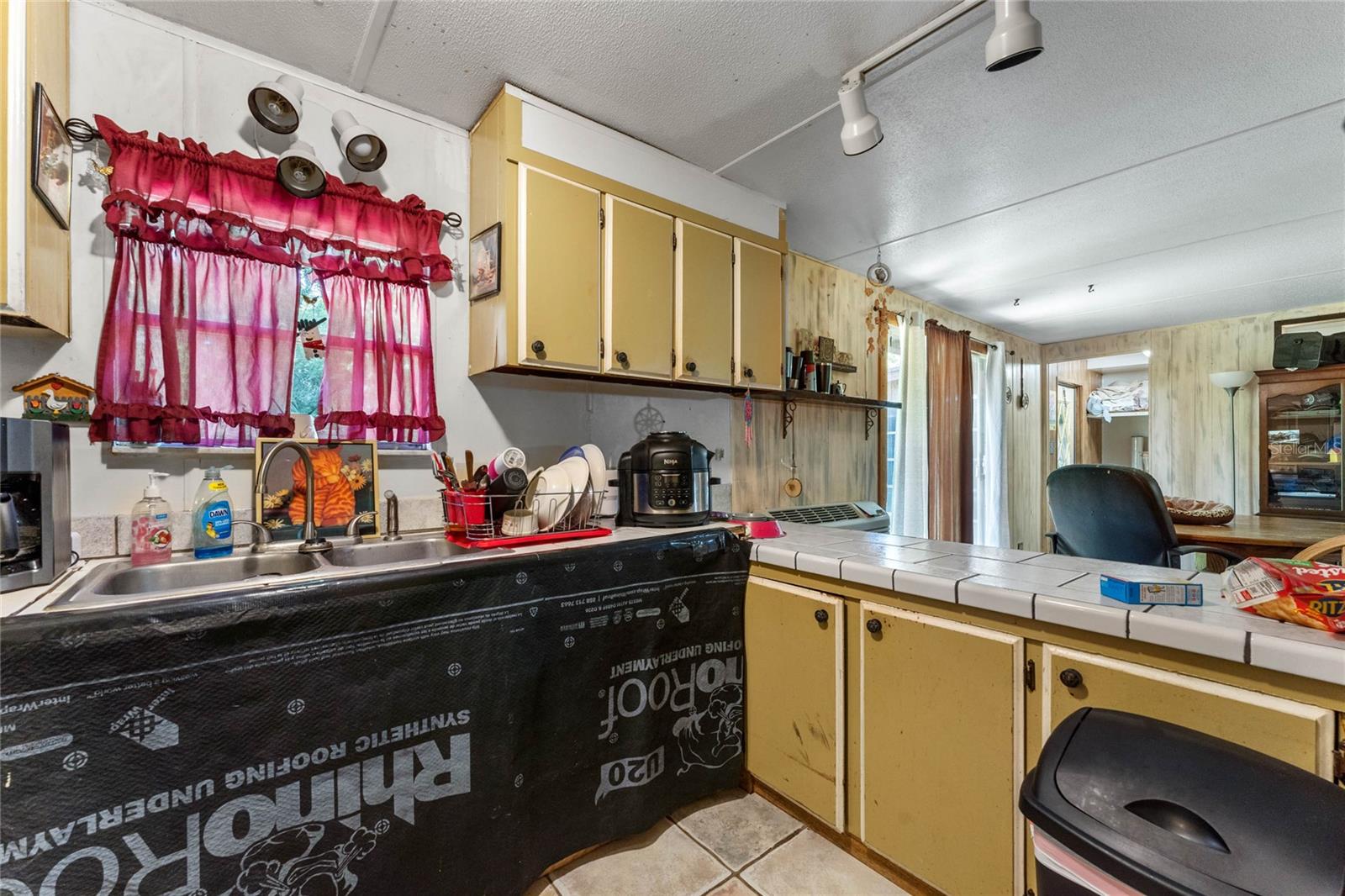 1099 BEE LN, GENEVA, FL, 32732