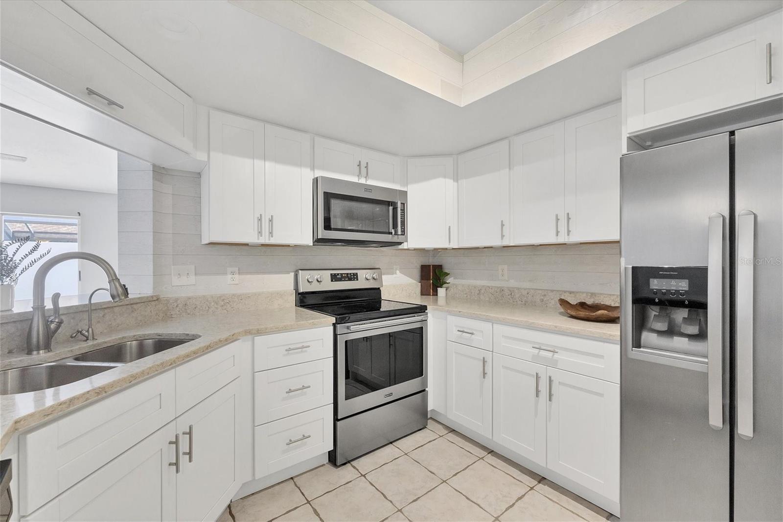 4134 CENTER POINTE CIR #66, SARASOTA, FL, 34233
