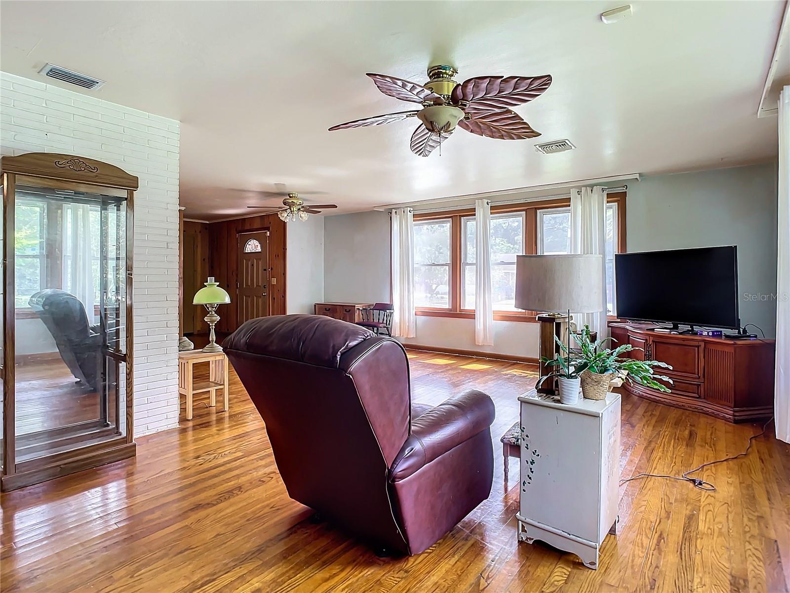 134 S JULIA AVE, DELAND, FL, 32720