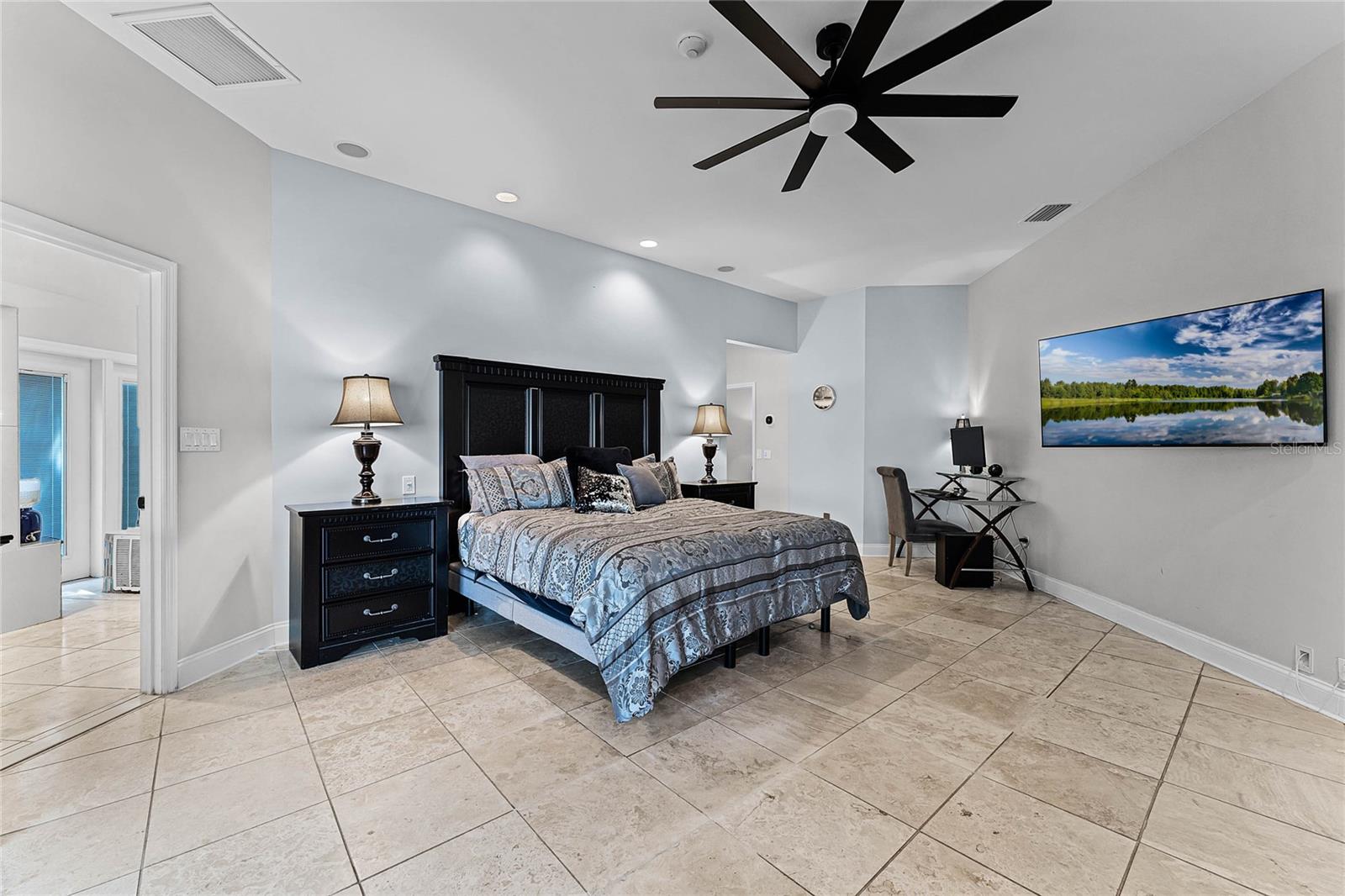 1306 SWEETWATER CLUB BLVD, LONGWOOD, FL, 32779