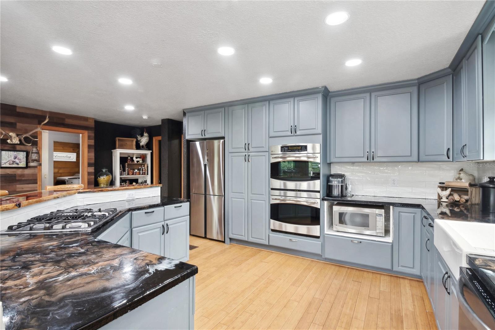 26348 SE HIGHWAY 42, UMATILLA, FL, 32784