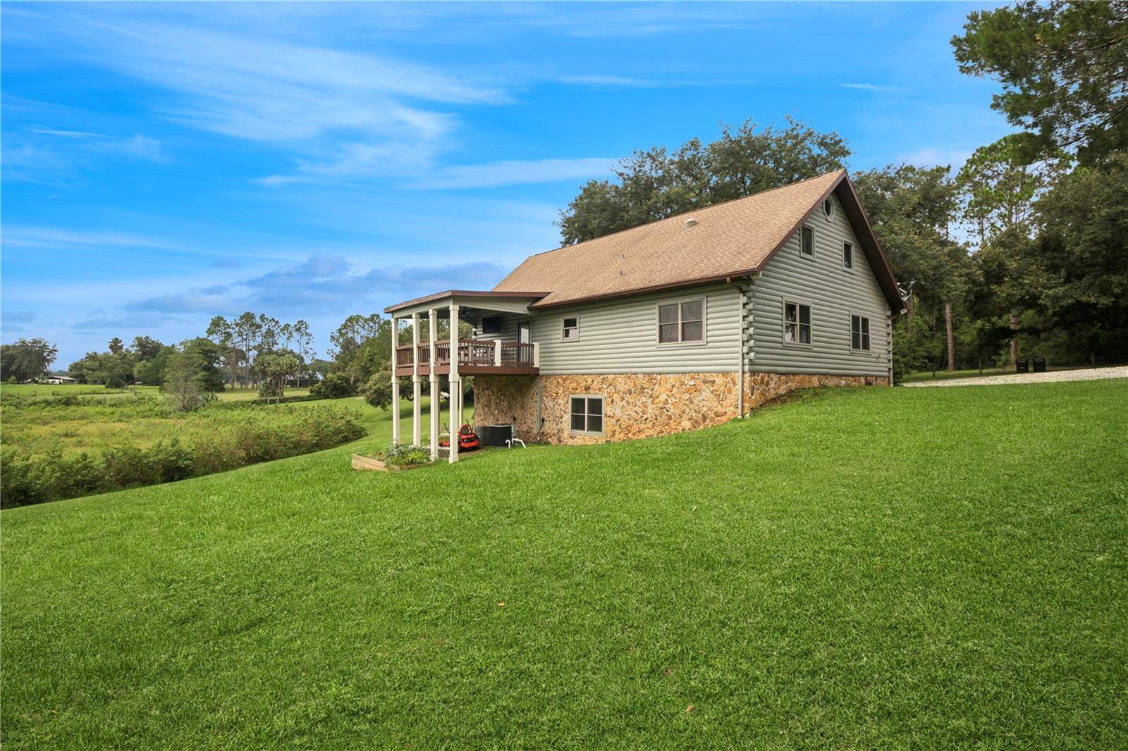 26348 SE HIGHWAY 42, UMATILLA, FL, 32784