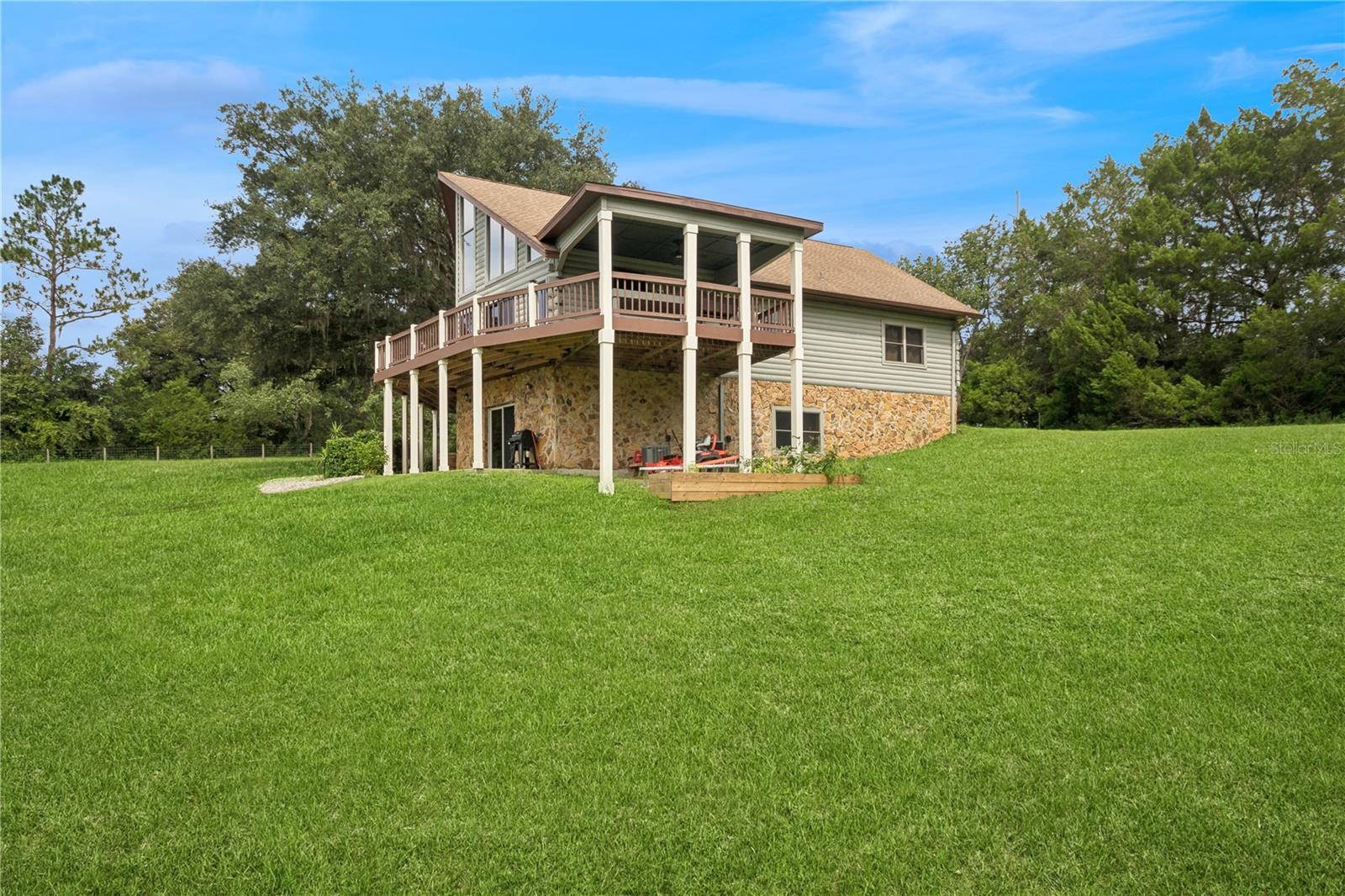 26348 SE HIGHWAY 42, UMATILLA, FL, 32784